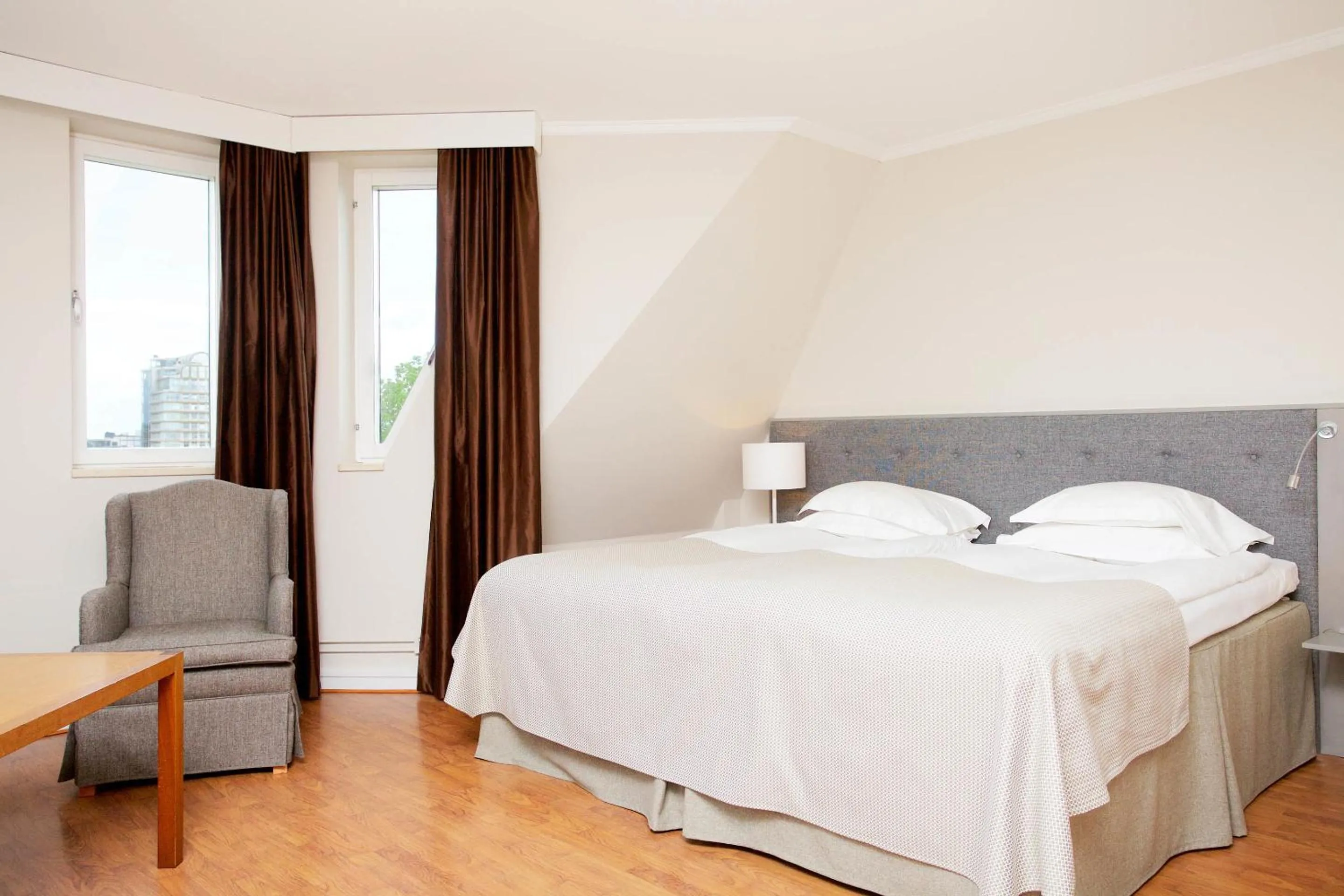 Photo of the whole room, Bed in Hotel Bishops Arms Malmö