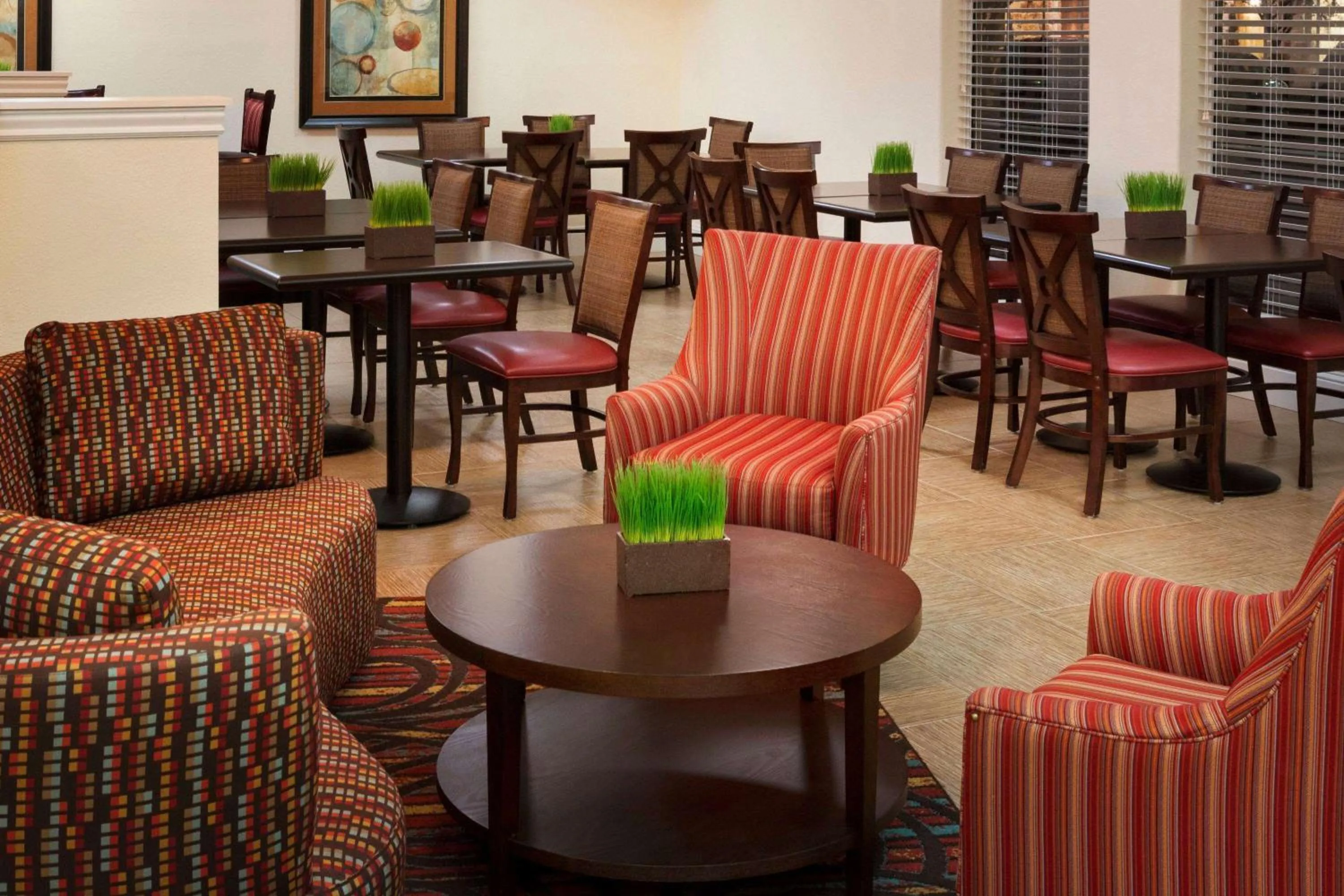 Lounge or bar in Wingate by Wyndham San Marcos