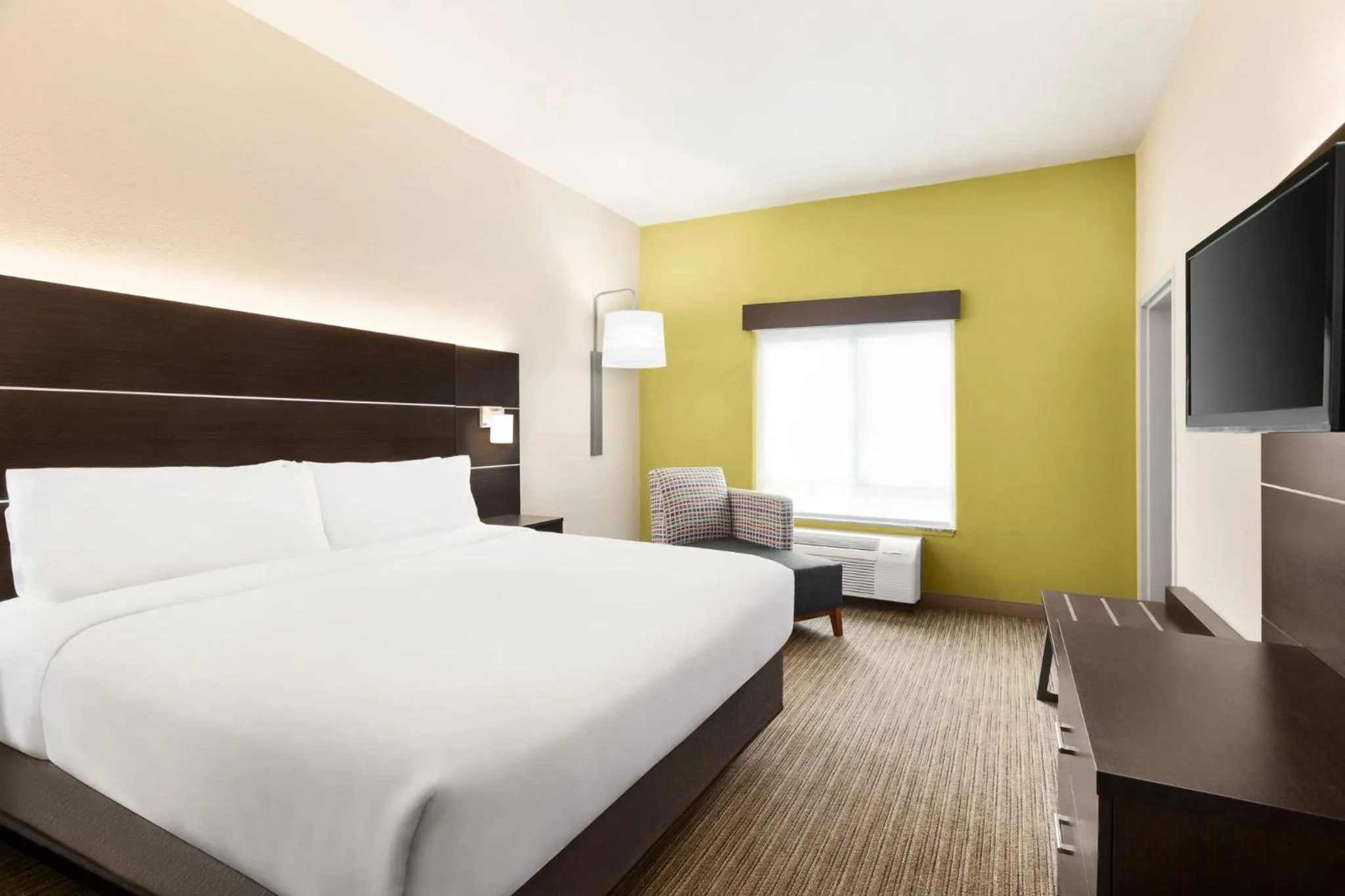 Photo of the whole room, Bed in Holiday Inn Express Hotel & Suites San Antonio NW-Medical Area by IHG