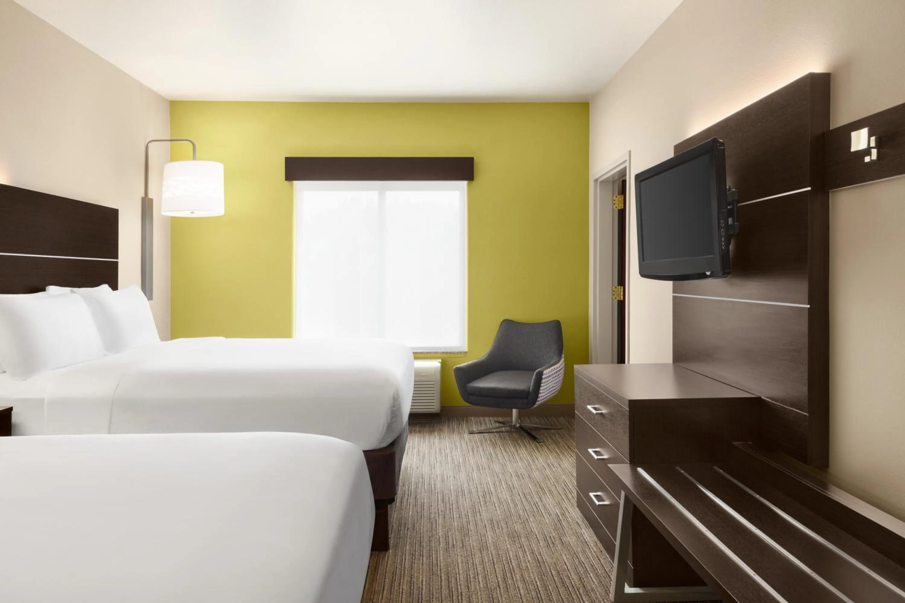 Bed in Holiday Inn Express Hotel & Suites San Antonio NW-Medical Area by IHG