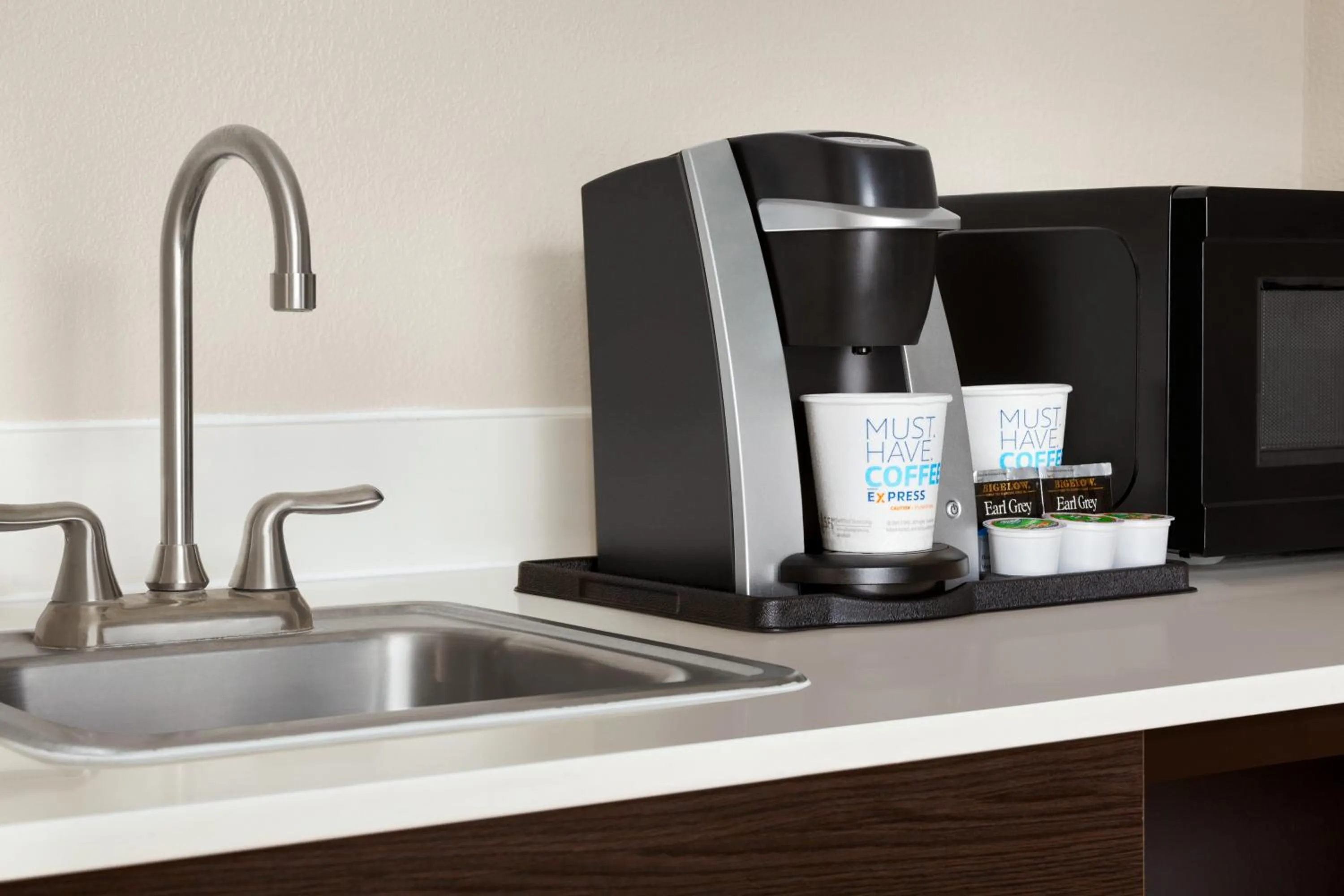 Coffee/tea facilities in Holiday Inn Express Hotel & Suites San Antonio NW-Medical Area by IHG