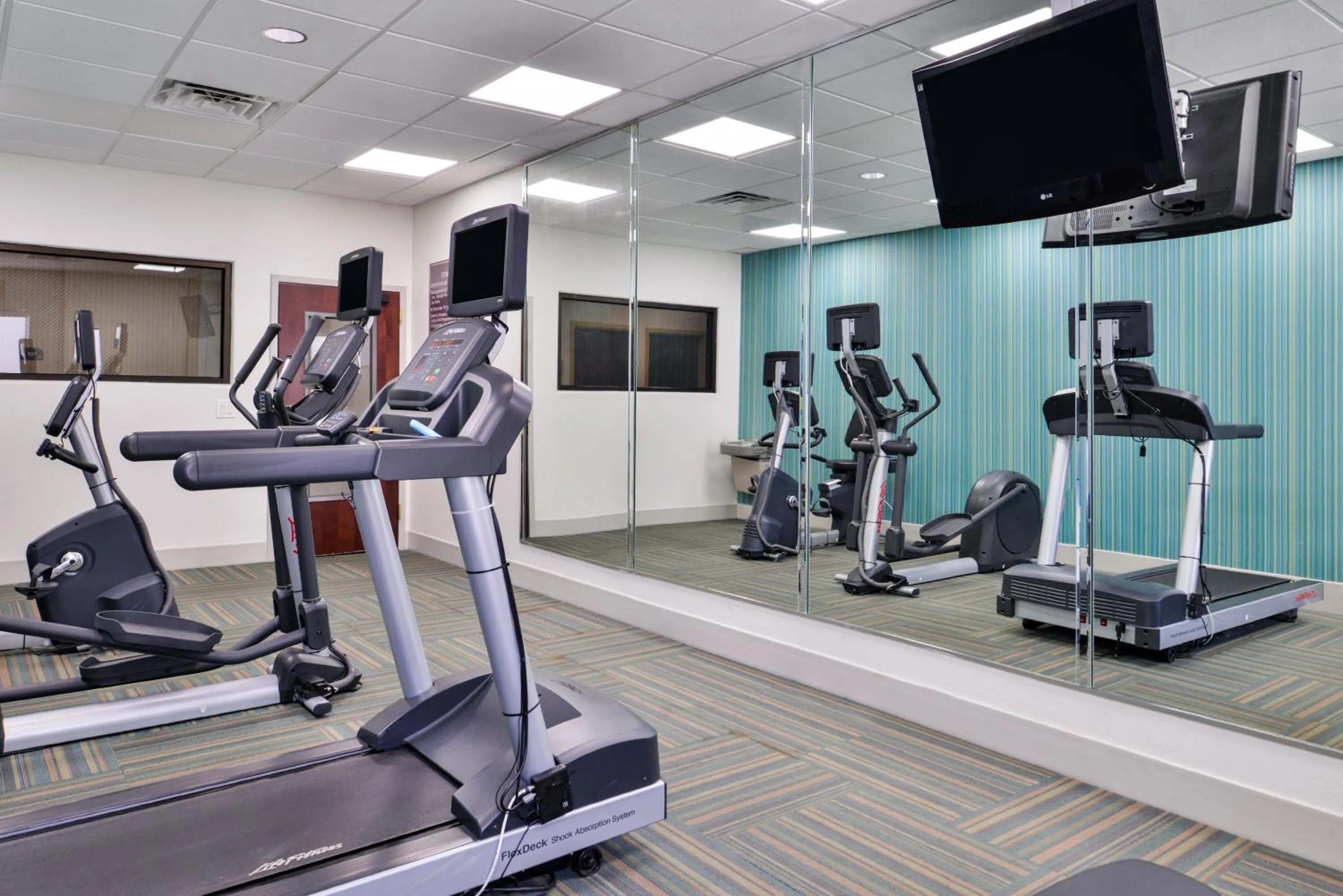 Fitness centre/facilities in Holiday Inn Express Hotel & Suites San Antonio NW-Medical Area by IHG