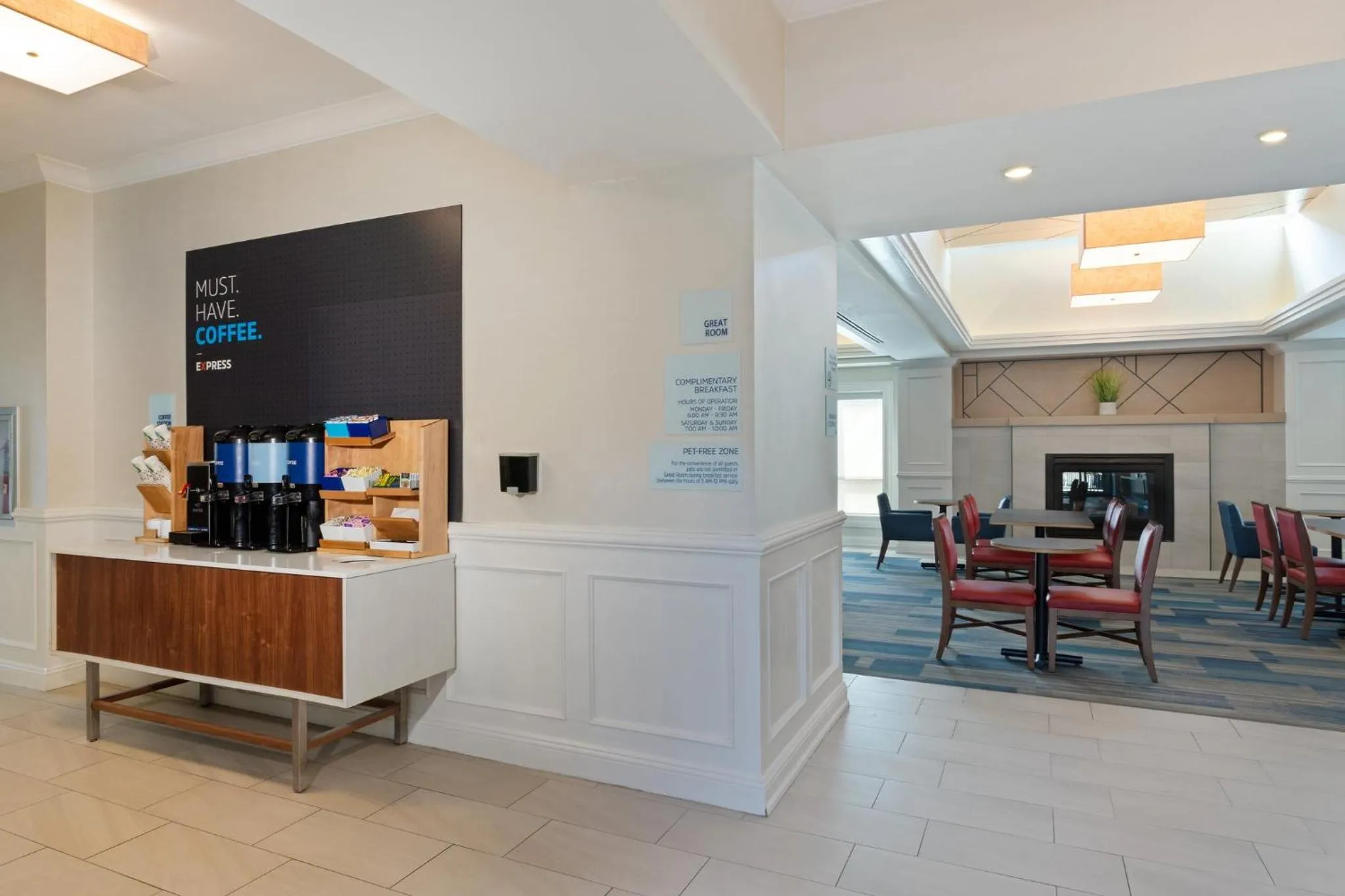 Property building in Holiday Inn Express Hauppauge-Long Island by IHG