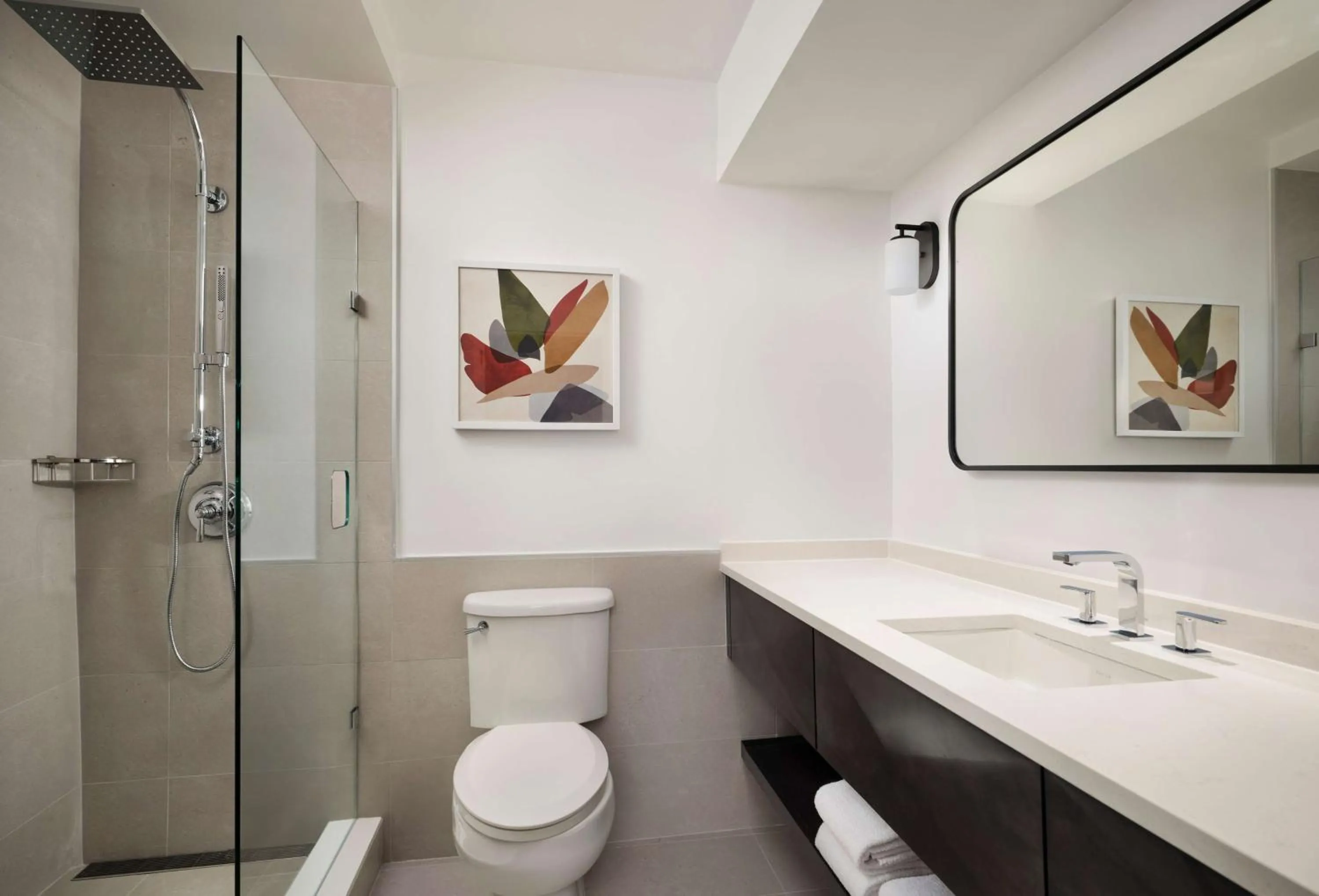 Bathroom in Sonesta White Plains Downtown