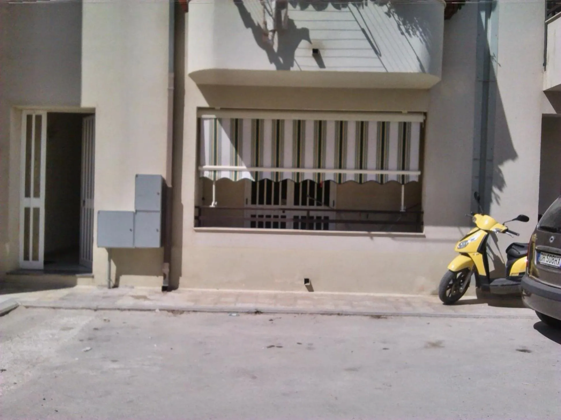 Facade/entrance in Casa Viale Lido