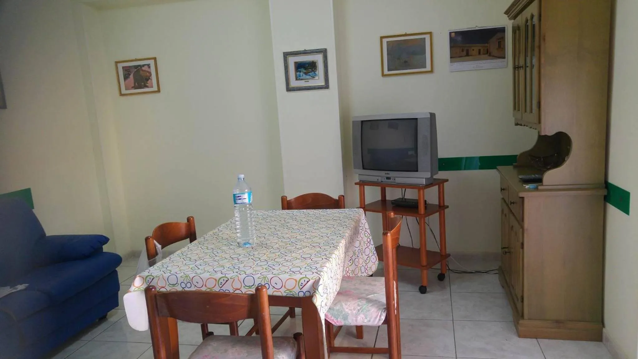 Communal lounge/ TV room in Casa Viale Lido