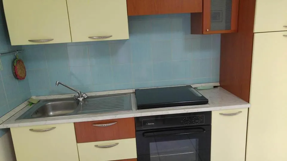 Communal kitchen in Casa Viale Lido