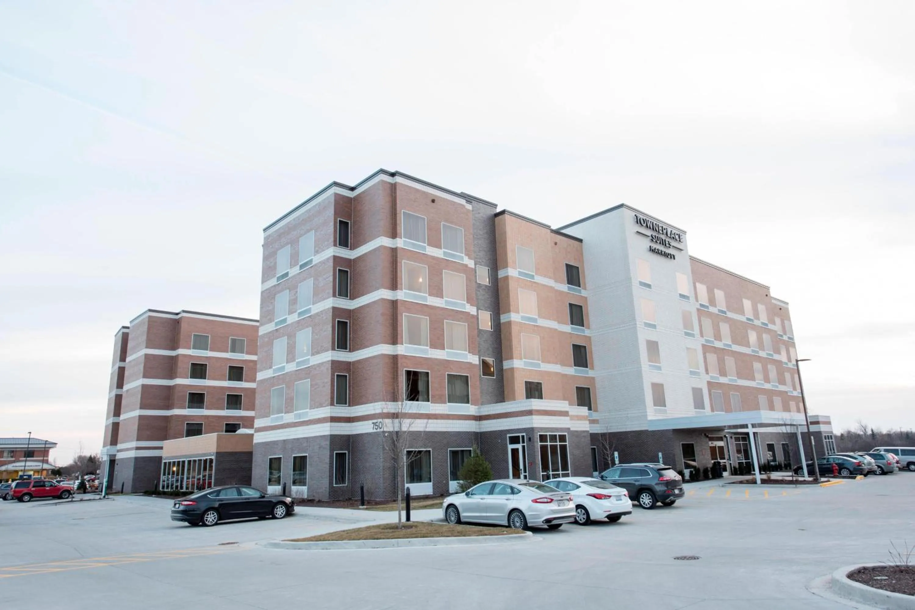 Property building in TownePlace Suites by Marriott Chicago Schaumburg