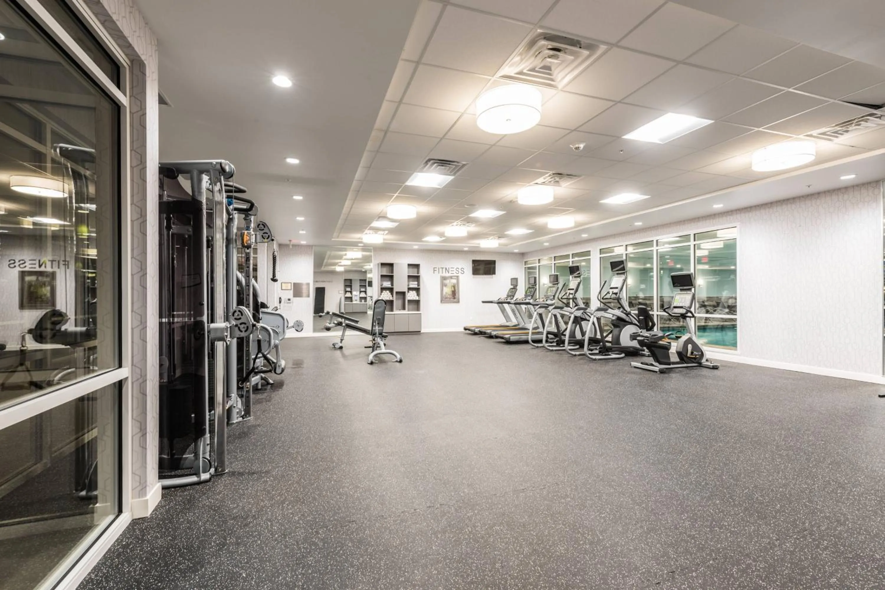 Fitness centre/facilities in TownePlace Suites by Marriott Chicago Schaumburg