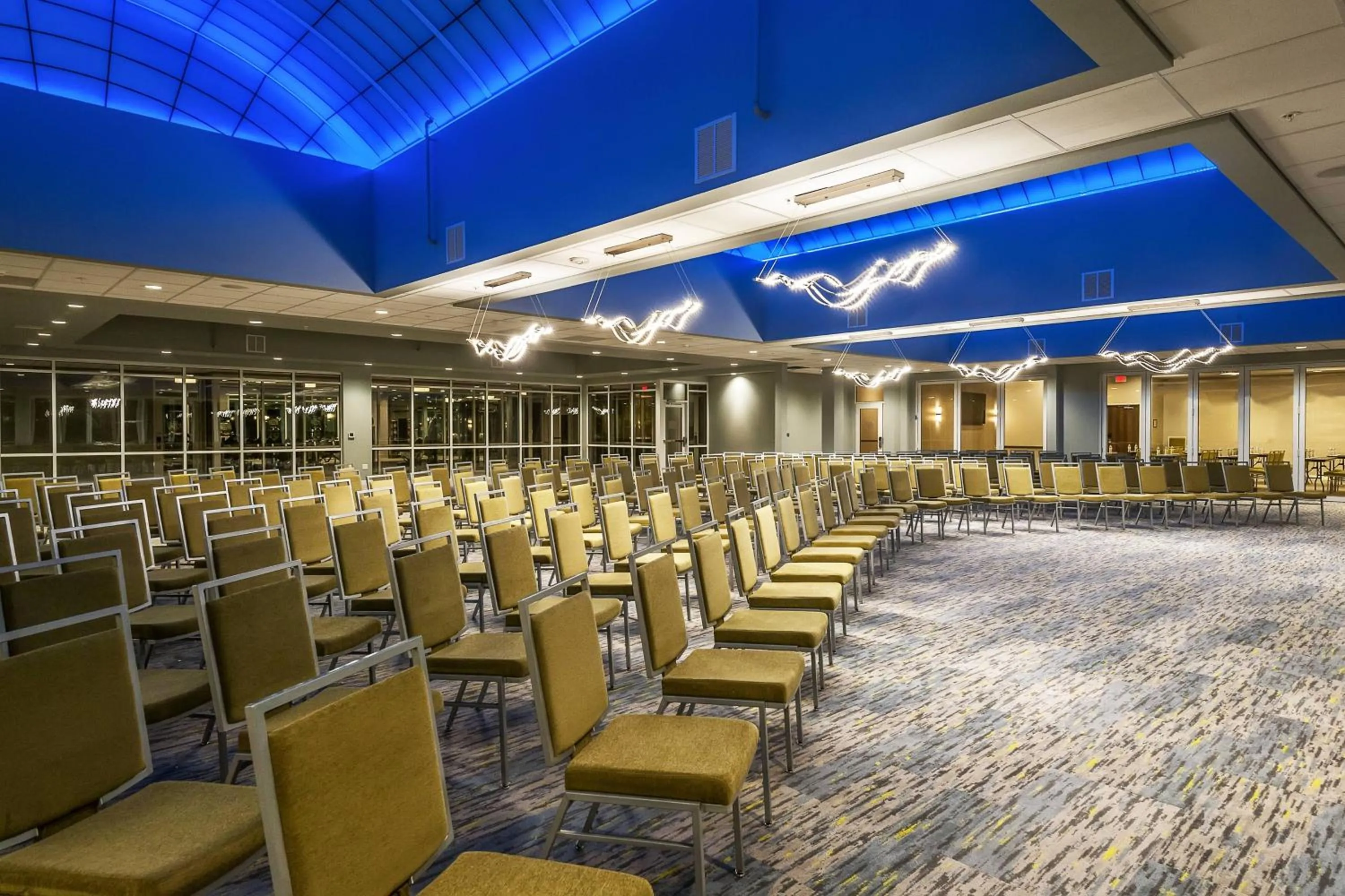 Meeting/conference room in Fairfield Inn & Suites by Marriott Chicago Schaumburg