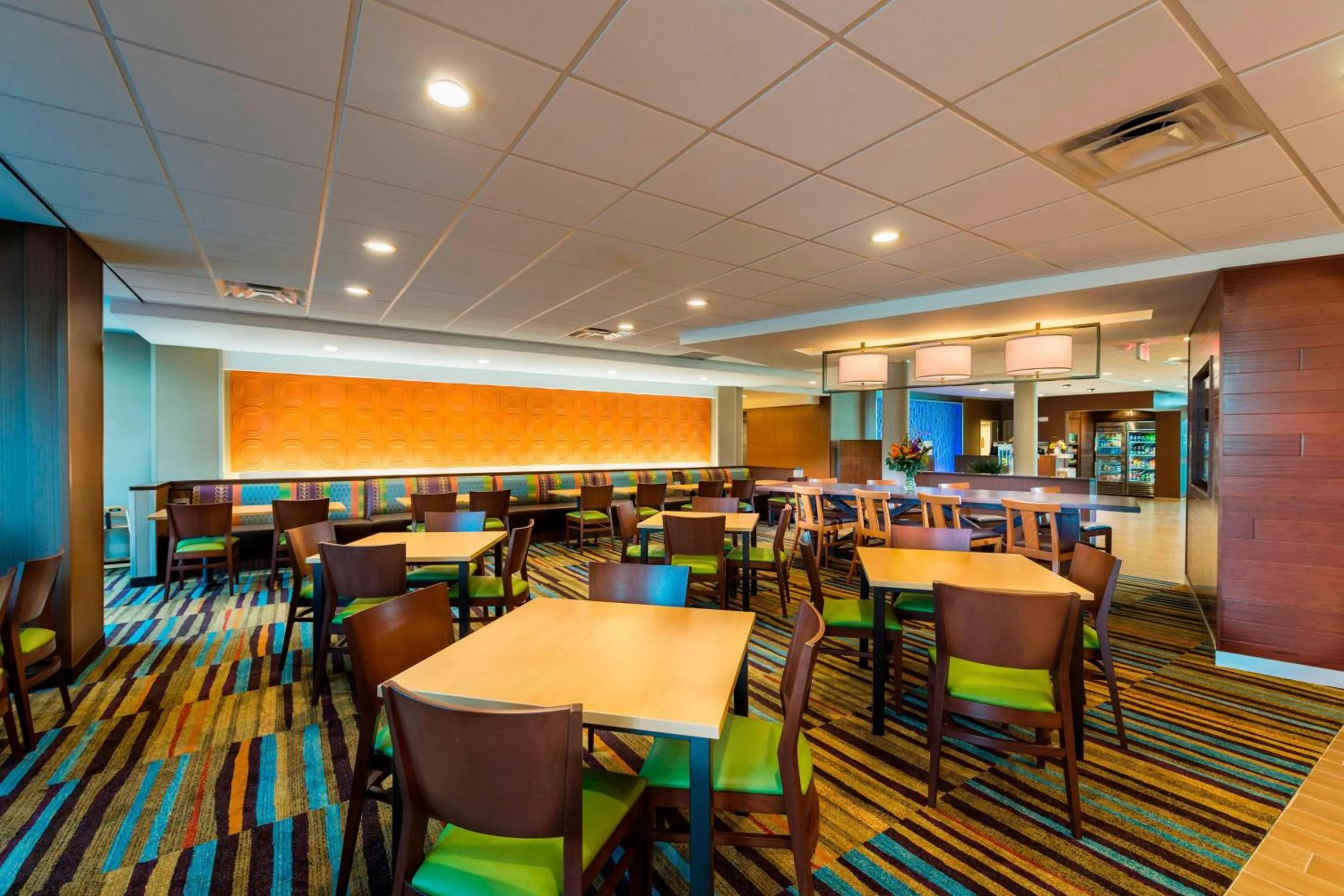 Restaurant/places to eat in Fairfield Inn & Suites by Marriott Dallas Waxahachie
