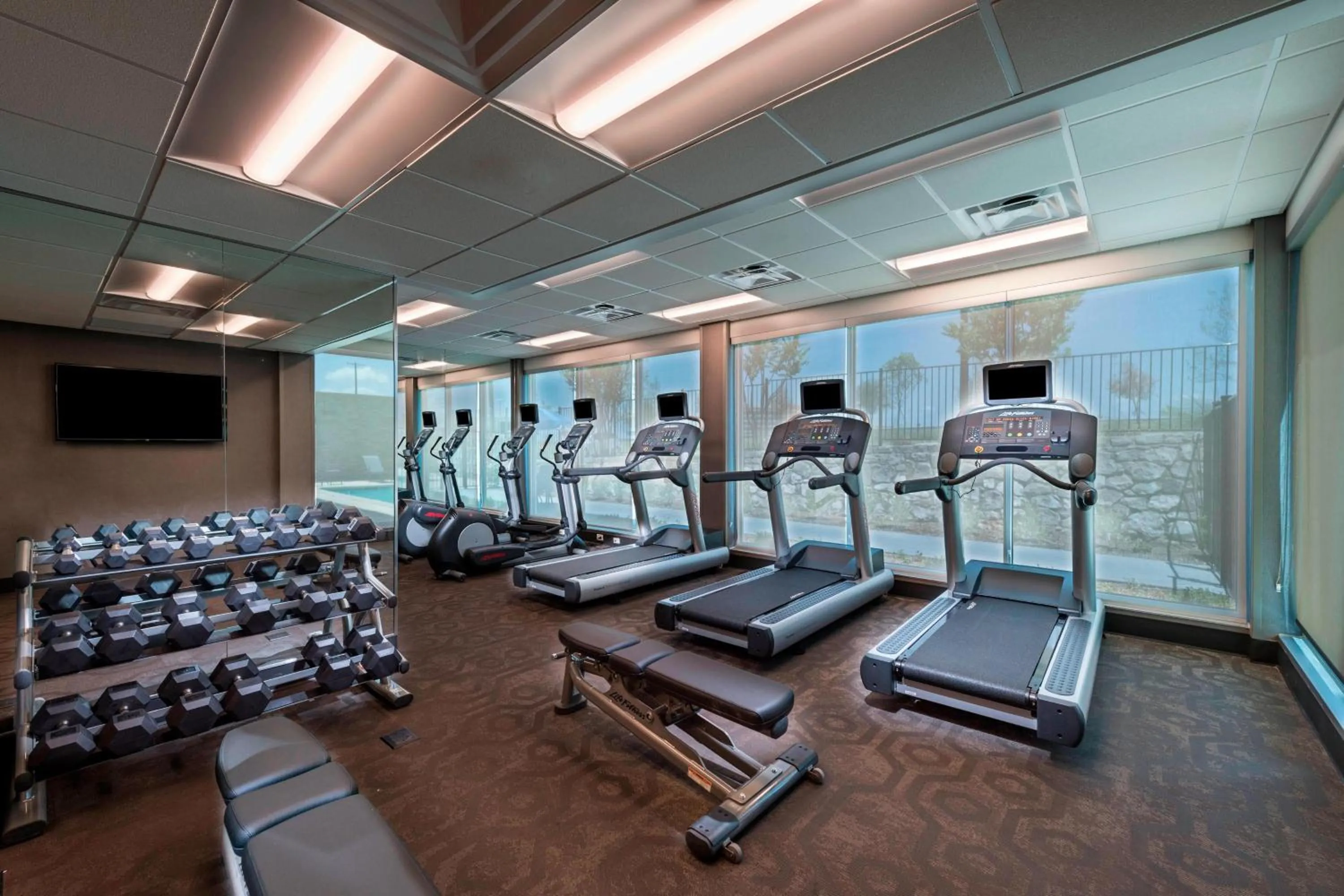 Fitness centre/facilities in Fairfield Inn & Suites by Marriott Dallas Waxahachie