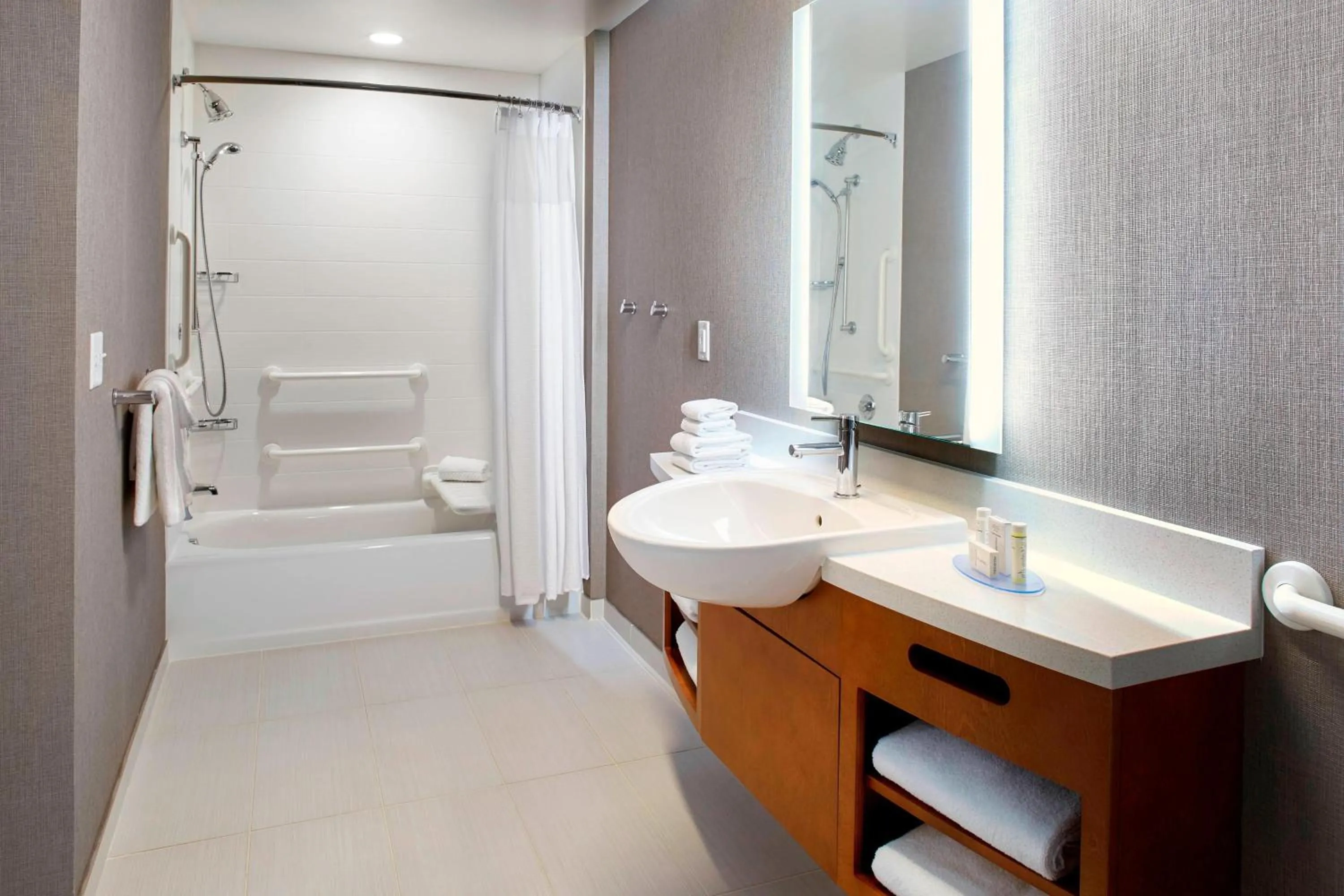 Bathroom in SpringHill Suites by Marriott Dayton Beavercreek