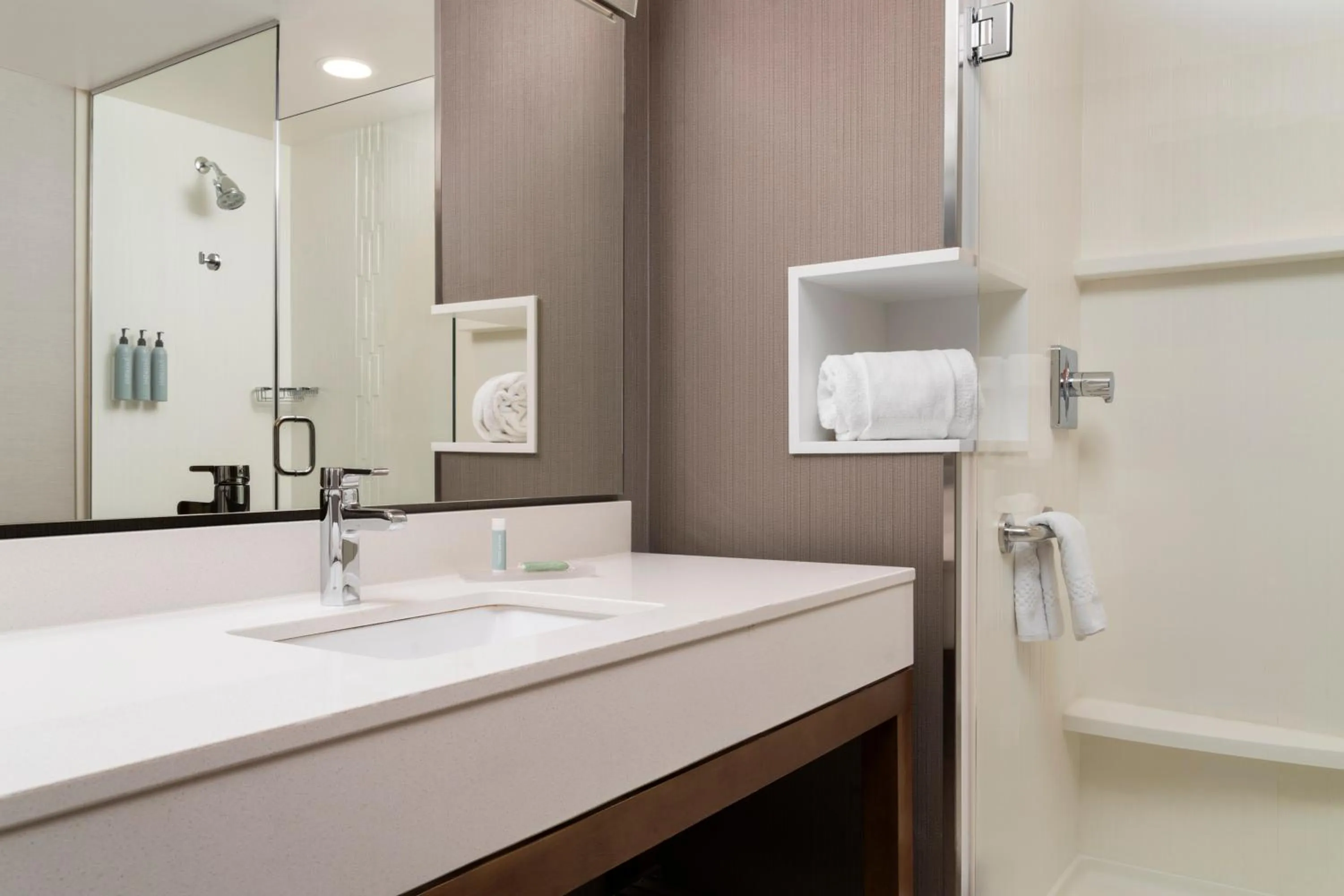 Bathroom in Courtyard by Marriott Denver North/Westminster