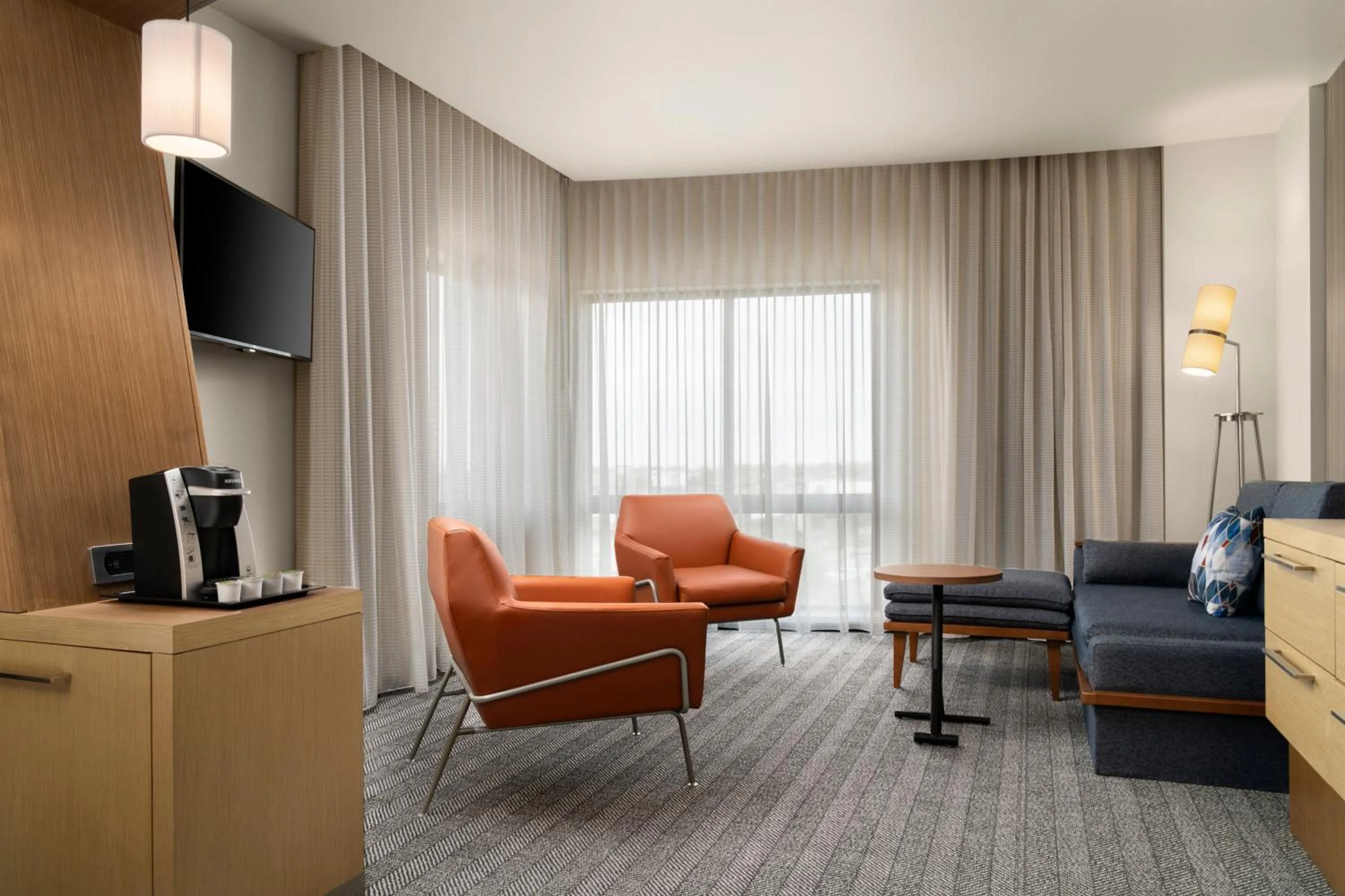 TV and multimedia in Courtyard by Marriott Denver North/Westminster
