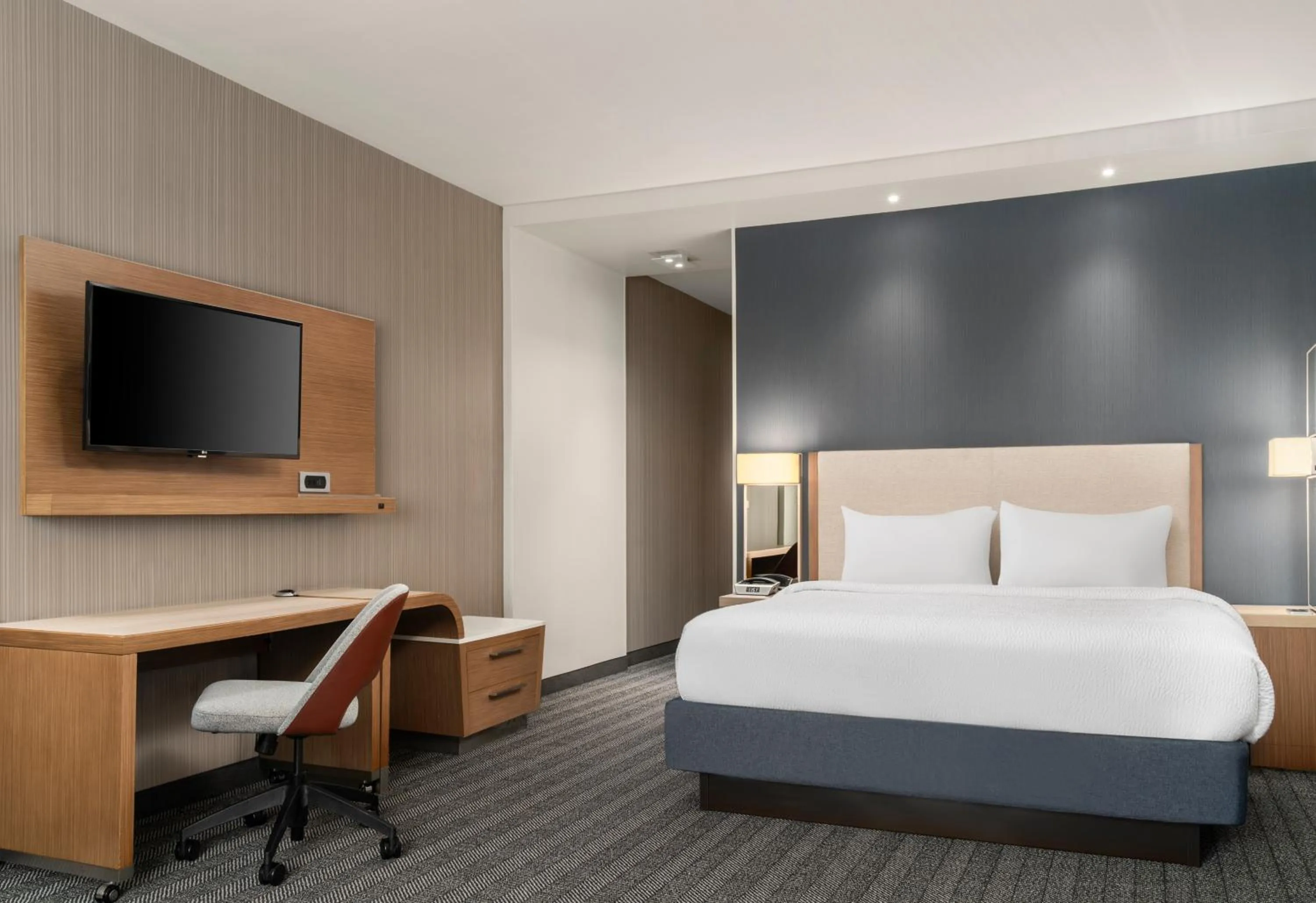 Bed in Courtyard by Marriott Denver North/Westminster