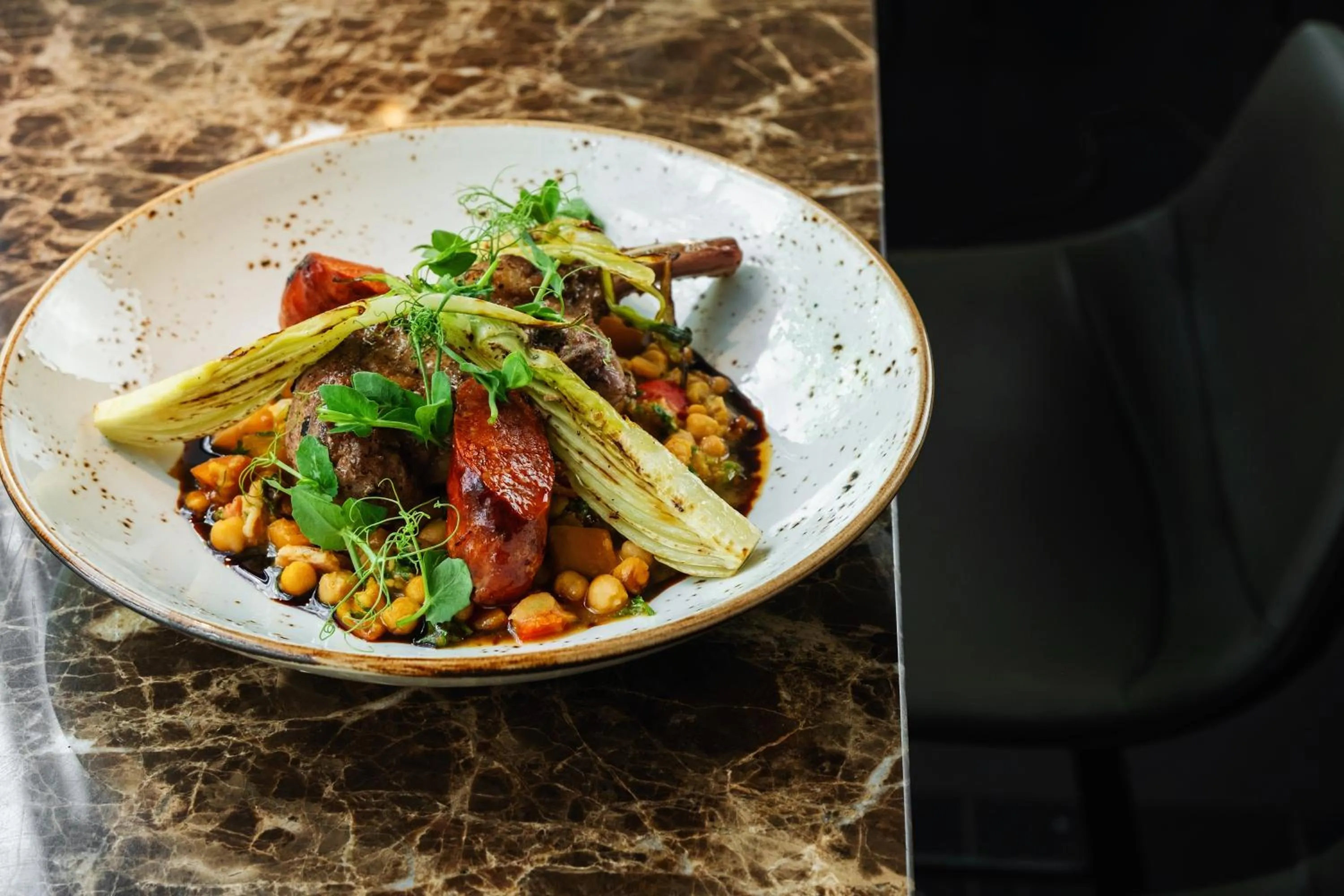 Restaurant/places to eat in AC Hotel by Marriott Mainz