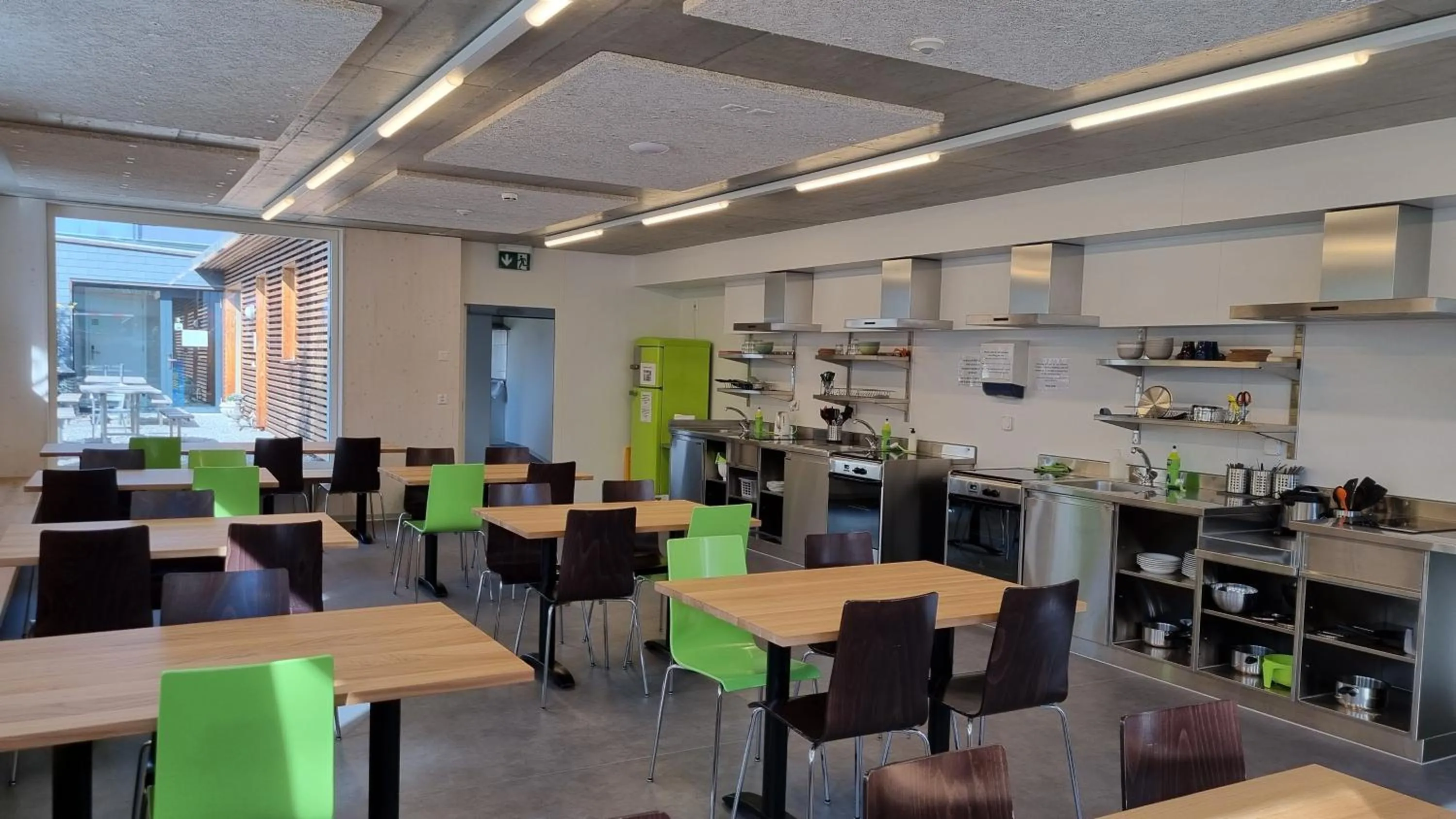 Restaurant/places to eat in Backpackers Villa Sonnenhof - Hostel Interlaken