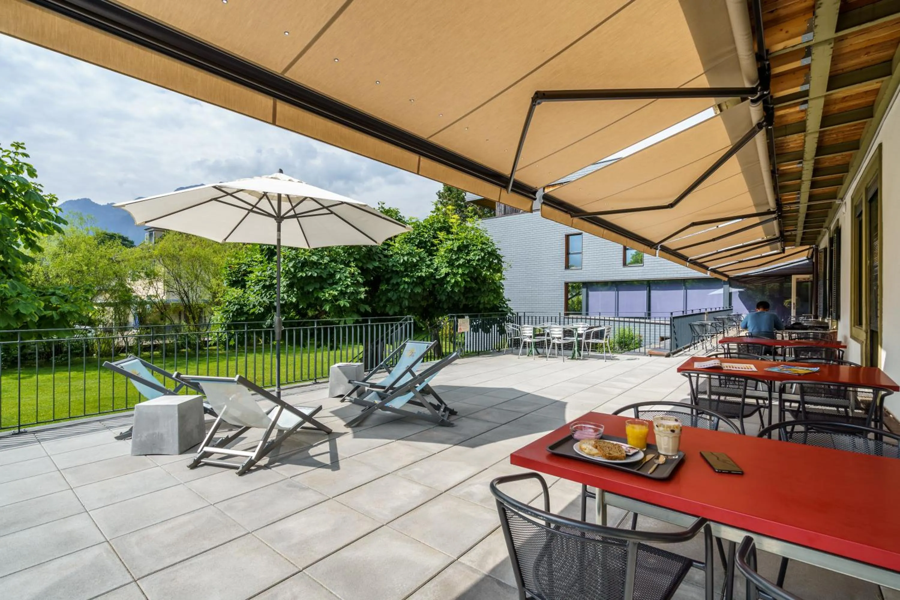 Property building in Backpackers Villa Sonnenhof - Hostel Interlaken