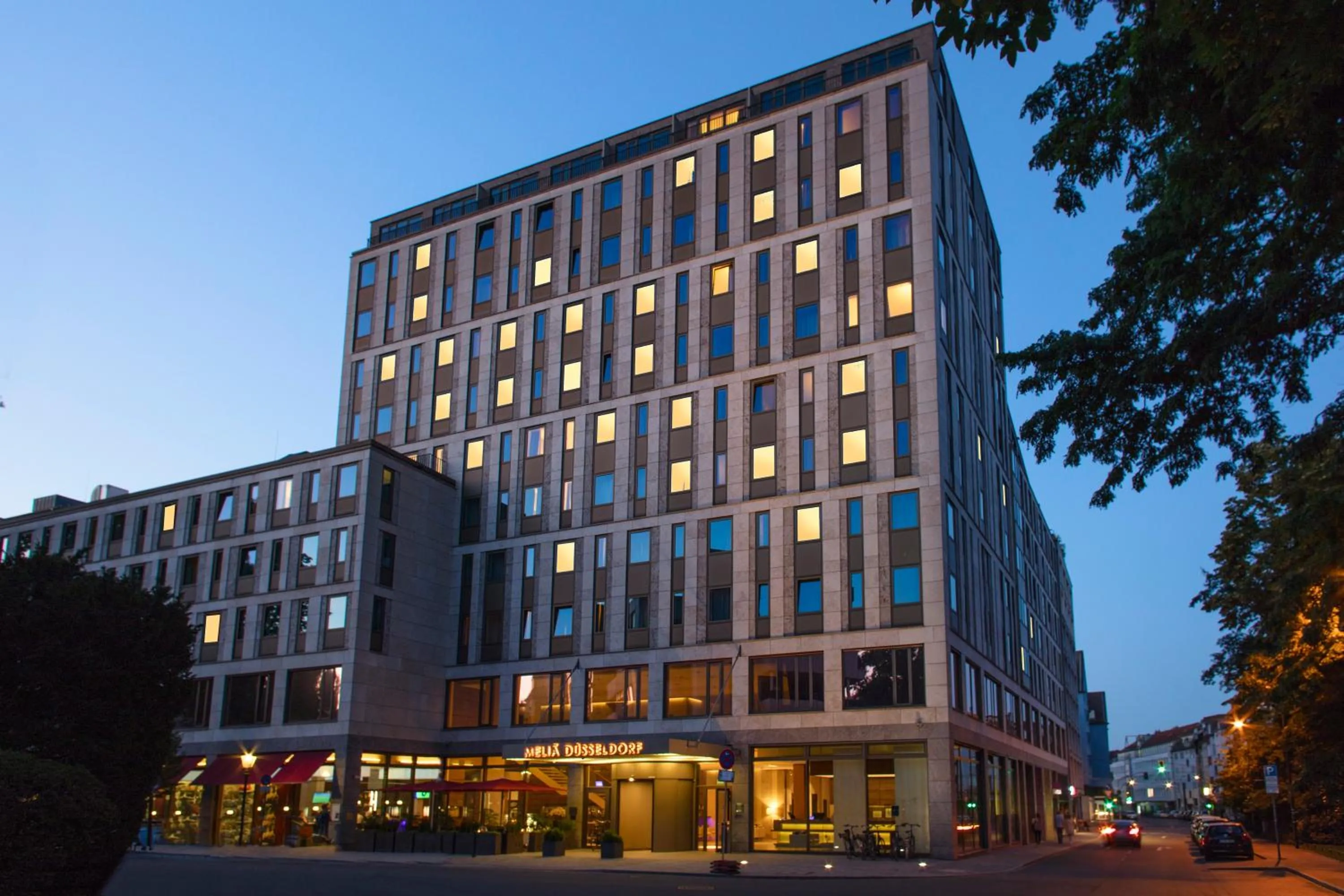 Property building in Meliá Düsseldorf