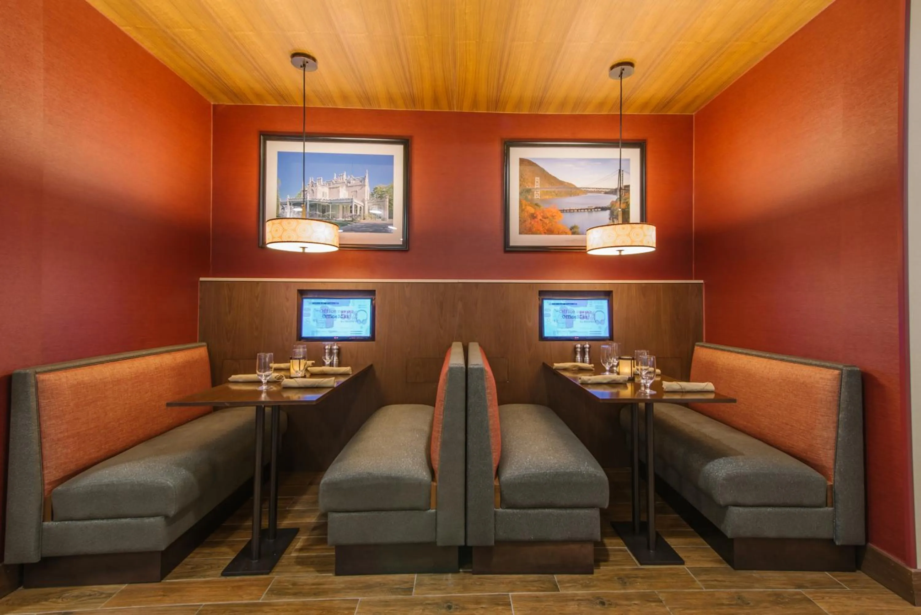 Restaurant/places to eat in Hotel MTK Mount Kisco