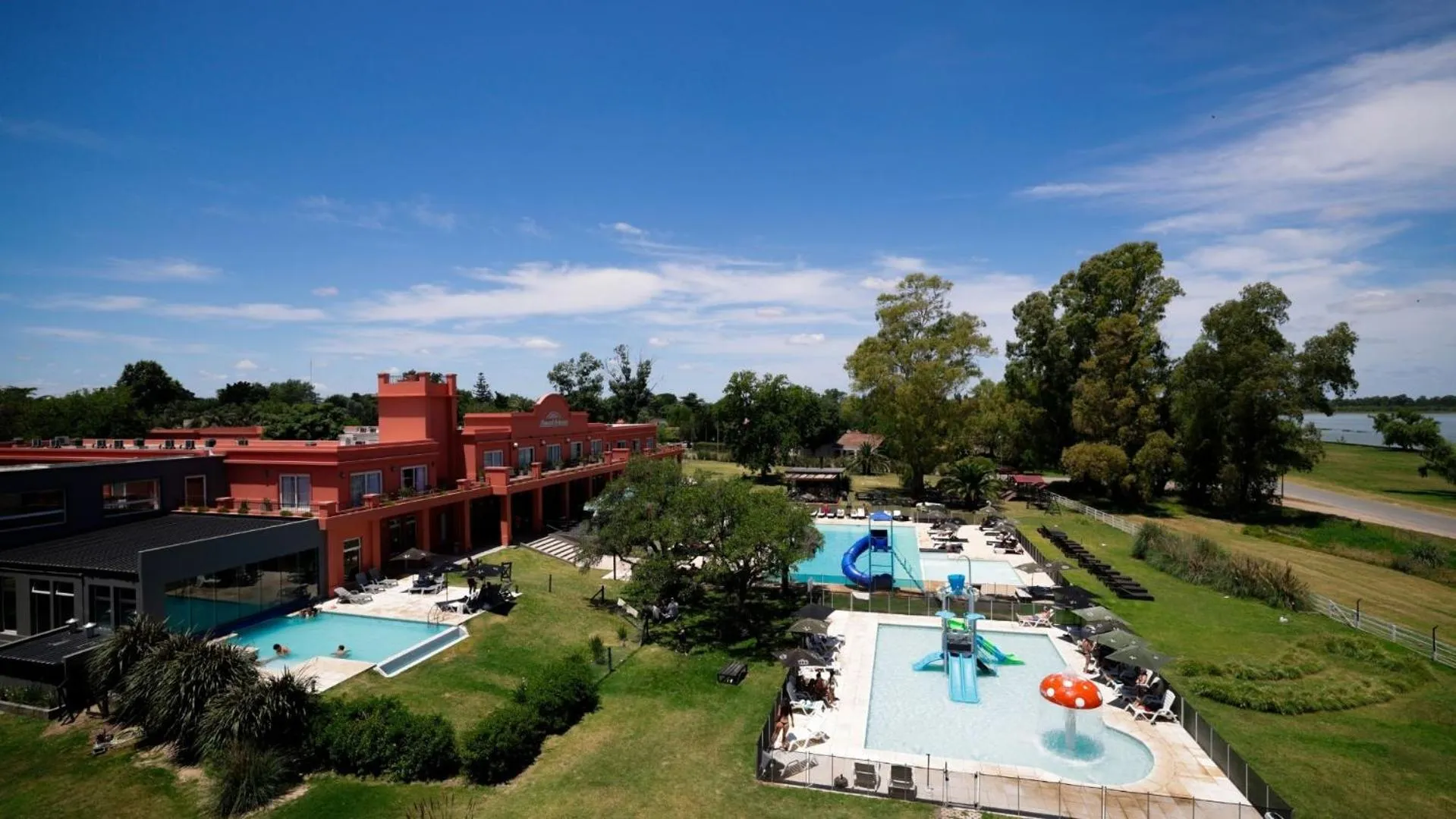 Day in Howard Johnson Chascomus