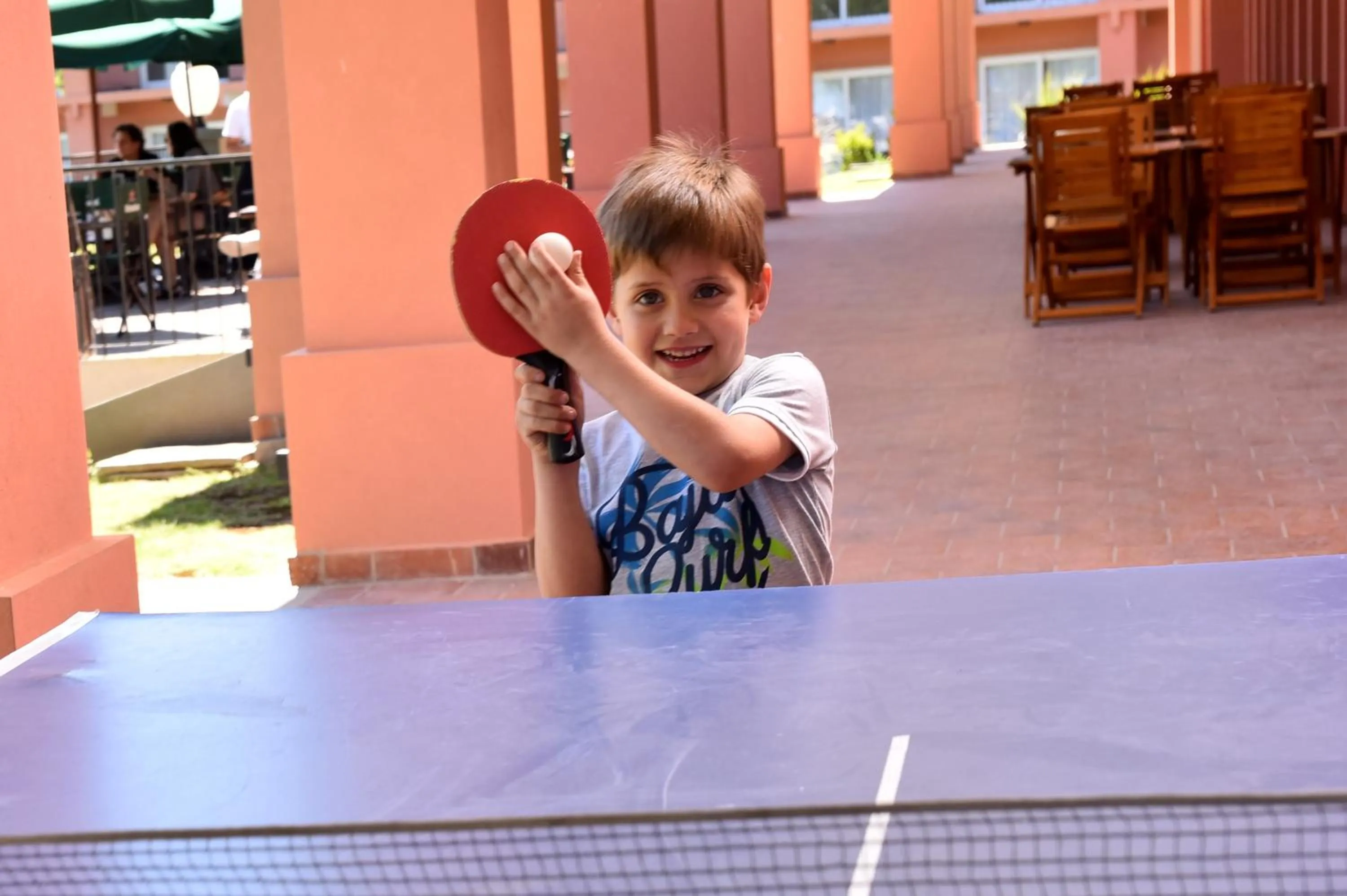 Table tennis in Howard Johnson Chascomus