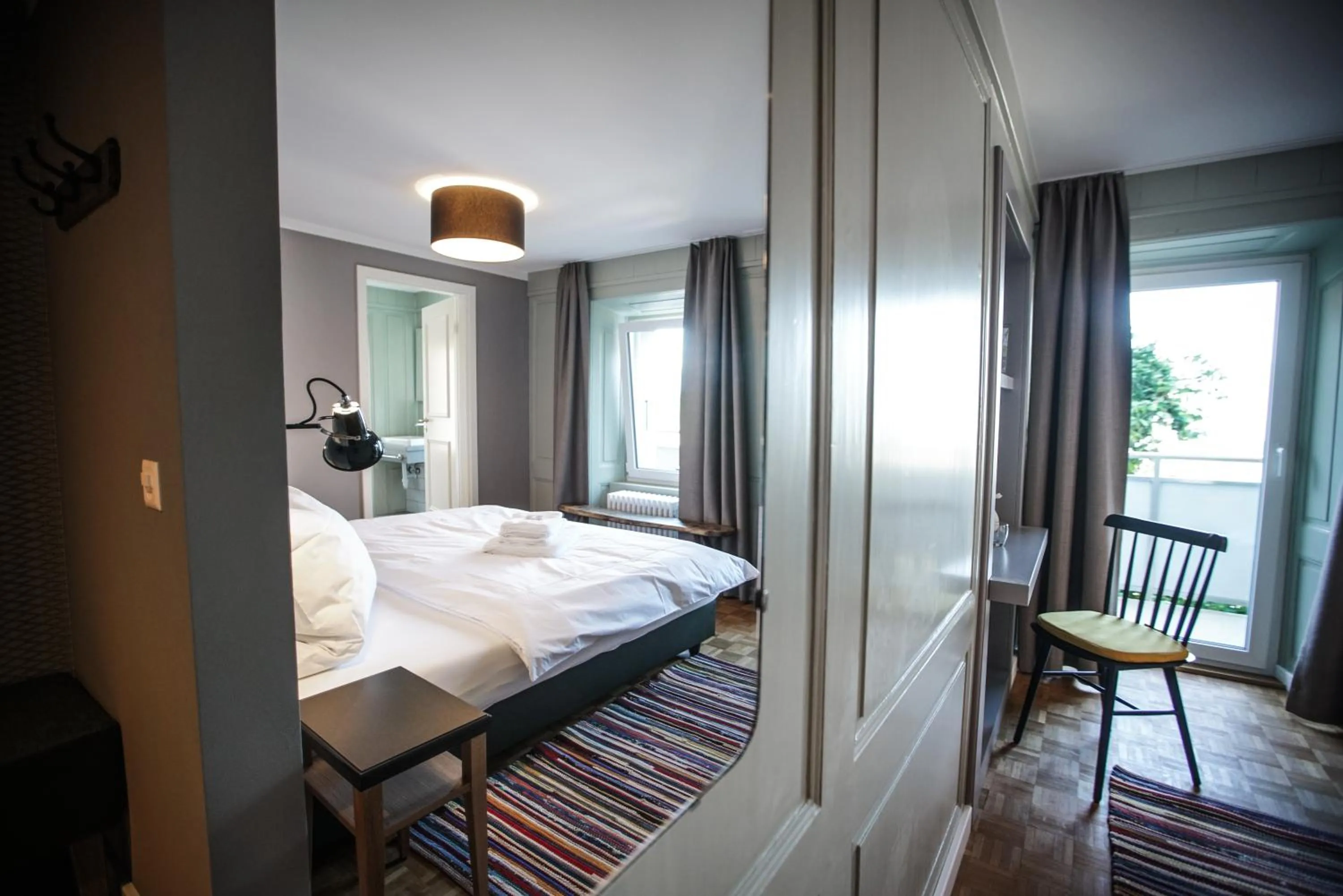 Shower, Bed in B&B Zum Schleif