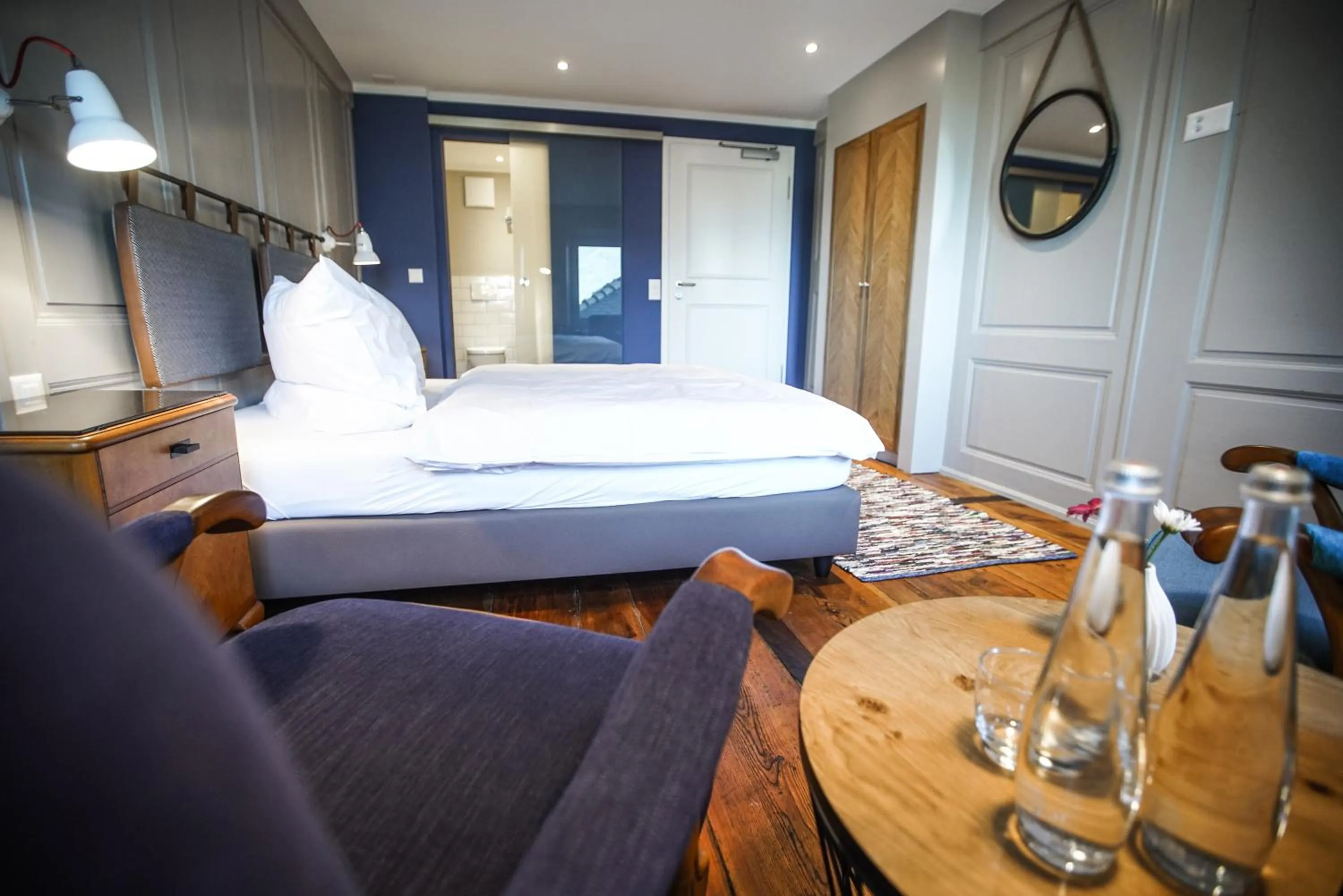 Shower, Bed in B&B Zum Schleif