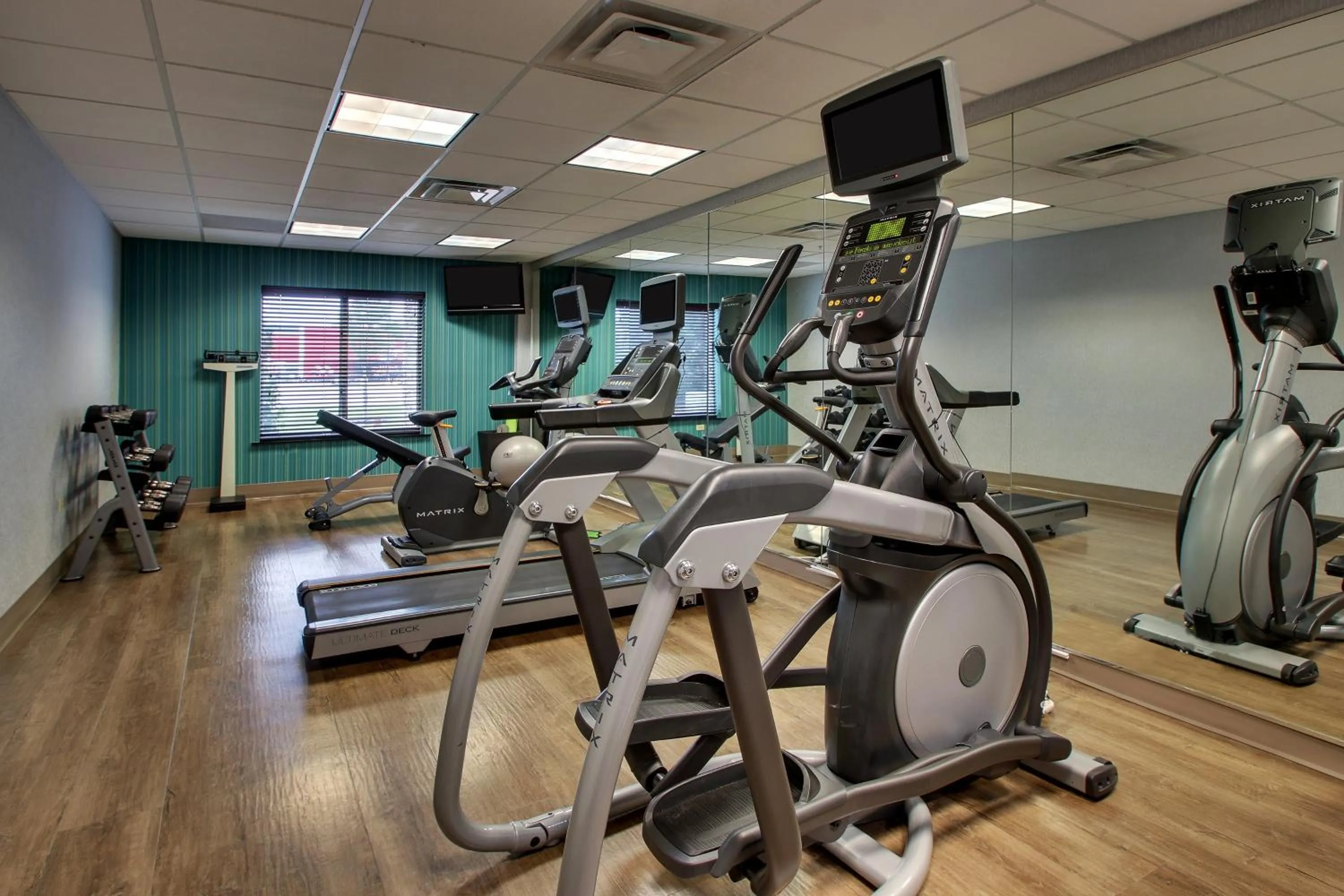 Fitness centre/facilities in Holiday Inn Express Hotel & Suites Waukegan/Gurnee by IHG
