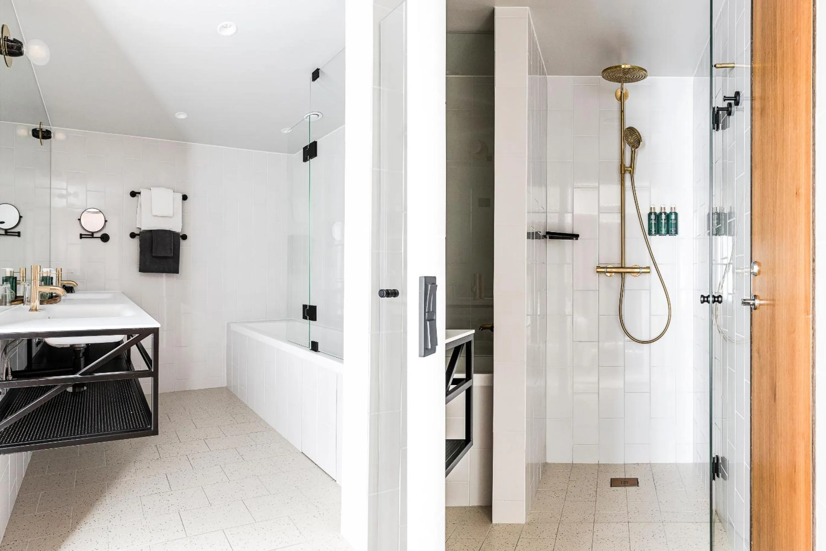 Shower in Clarion Hotel Amaranten