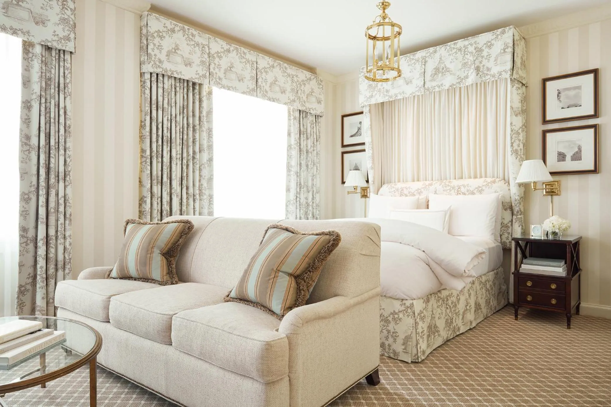 Bed in The Hay - Adams