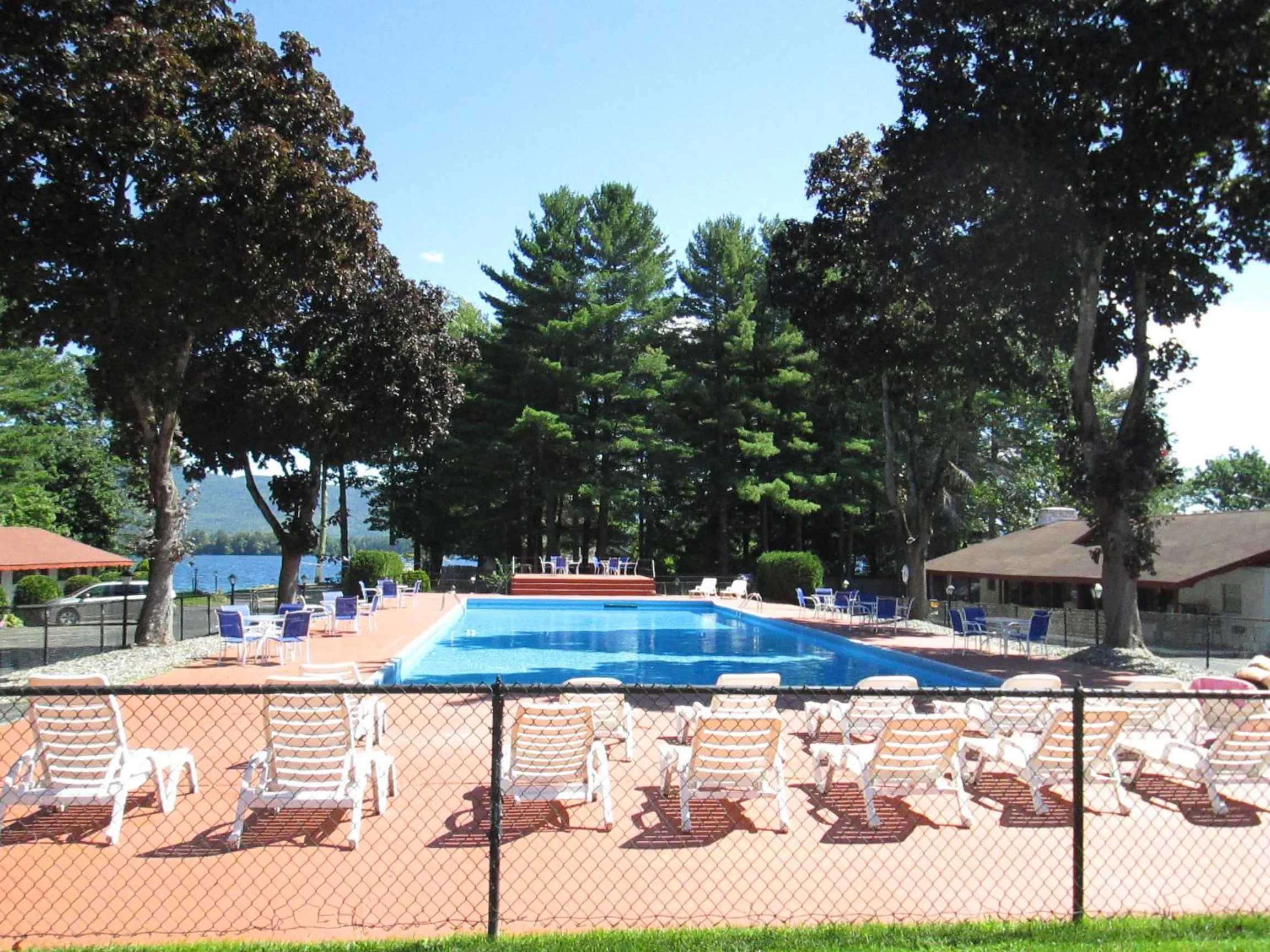 Swimming pool in Olympian Resort Motel