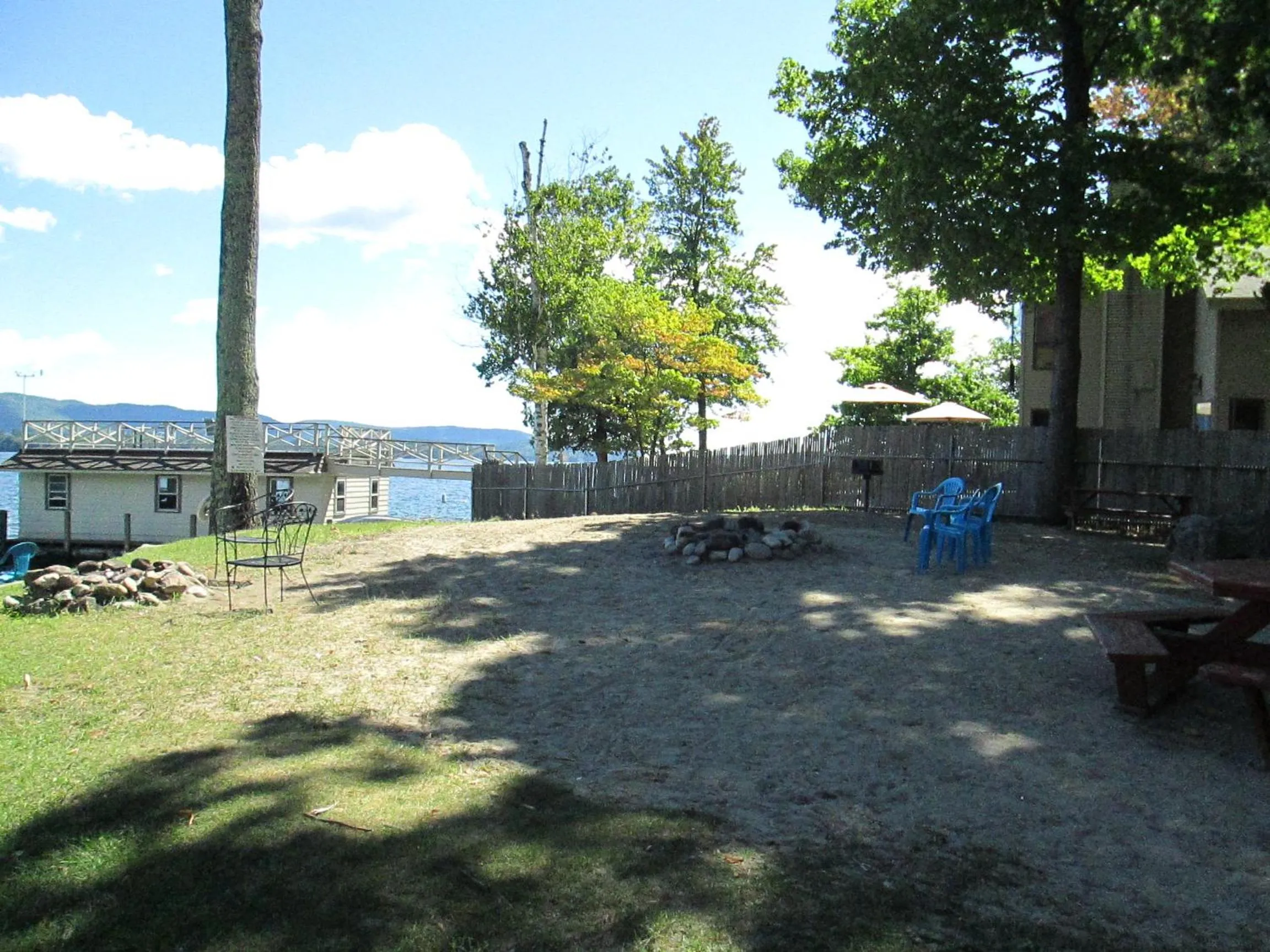 Children play ground in Olympian Resort Motel