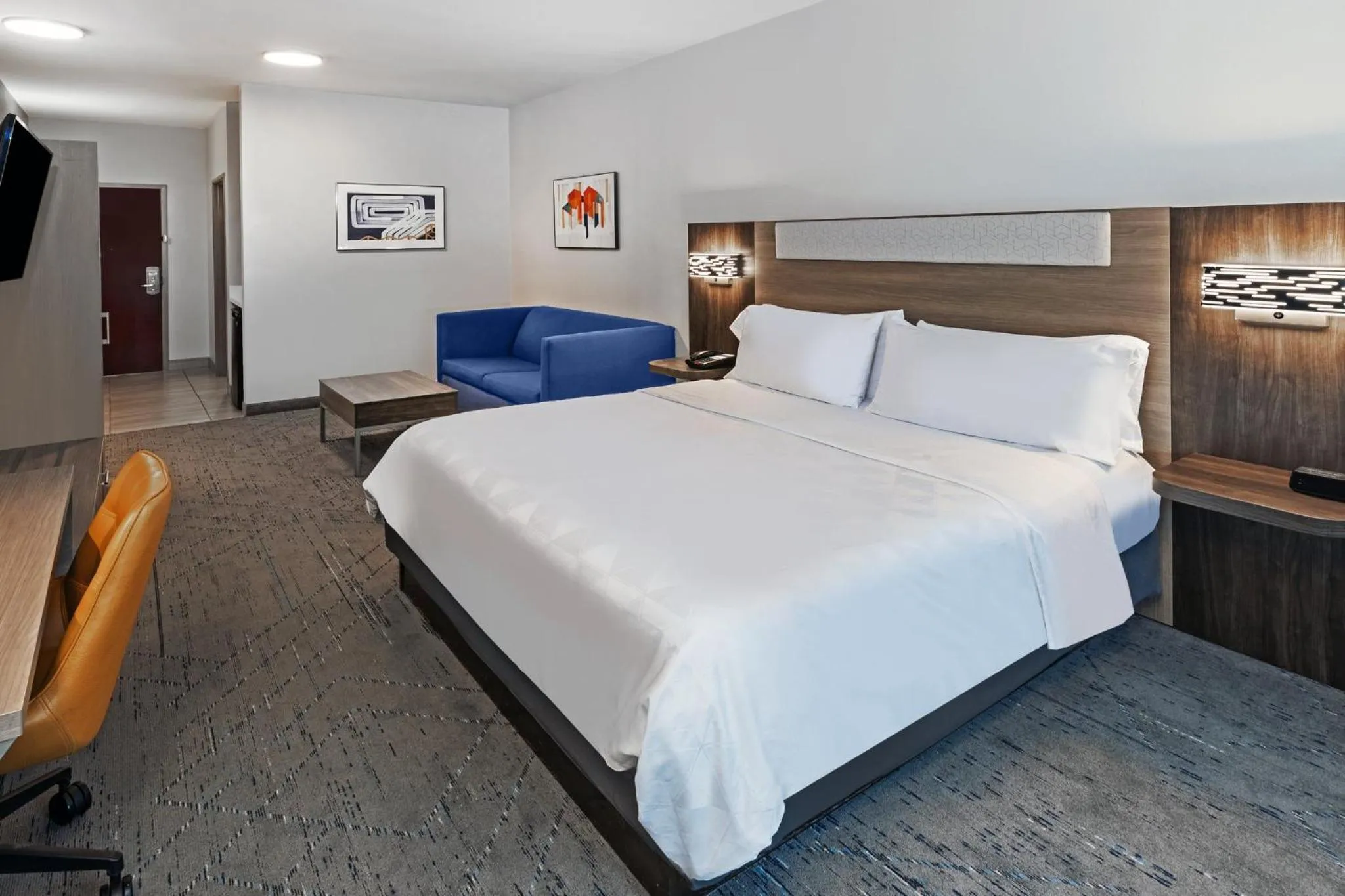 Photo of the whole room, Bed in Holiday Inn Express Harvey-Marrero by IHG