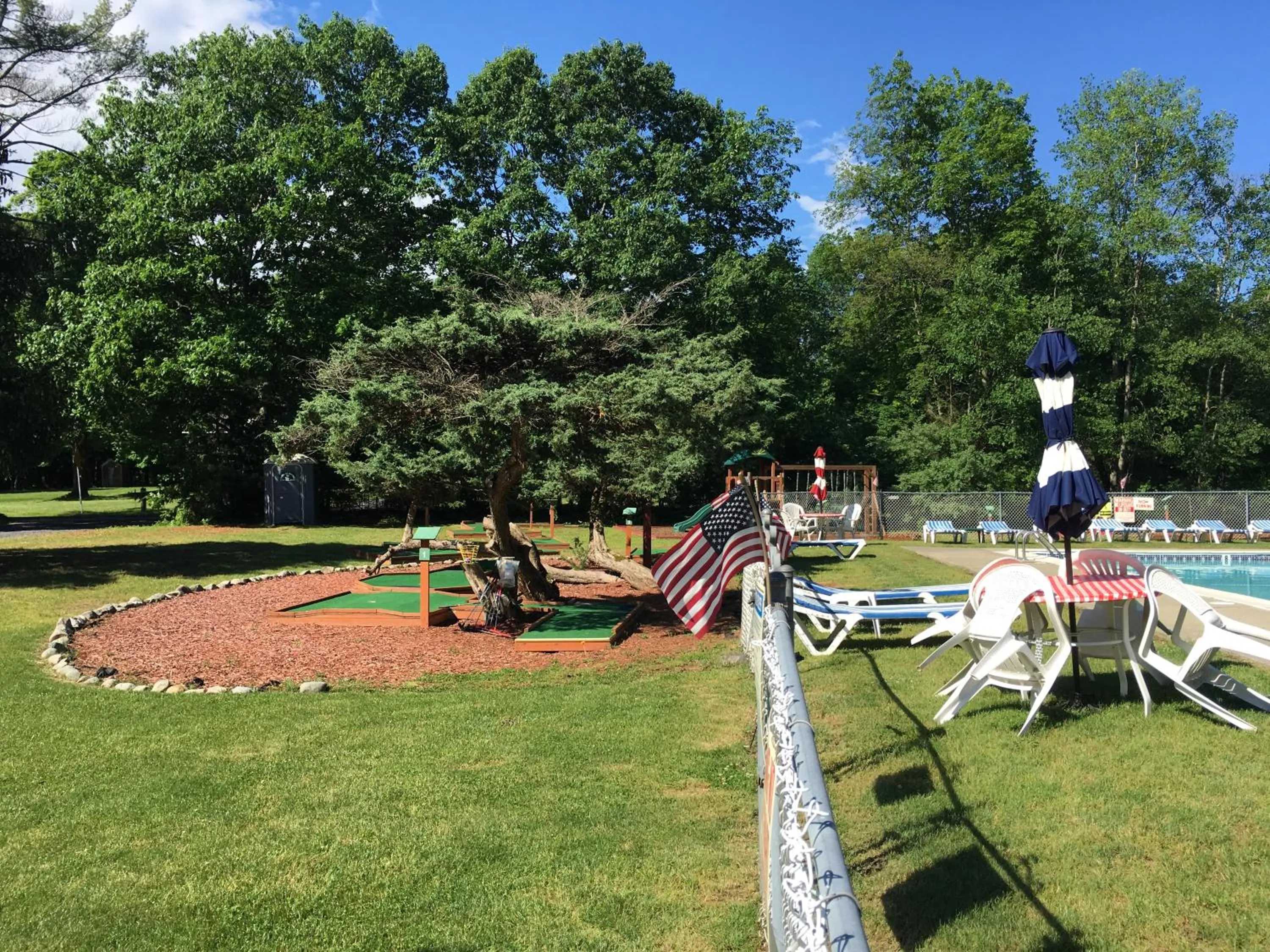 Minigolf in Echo Valley Cottages