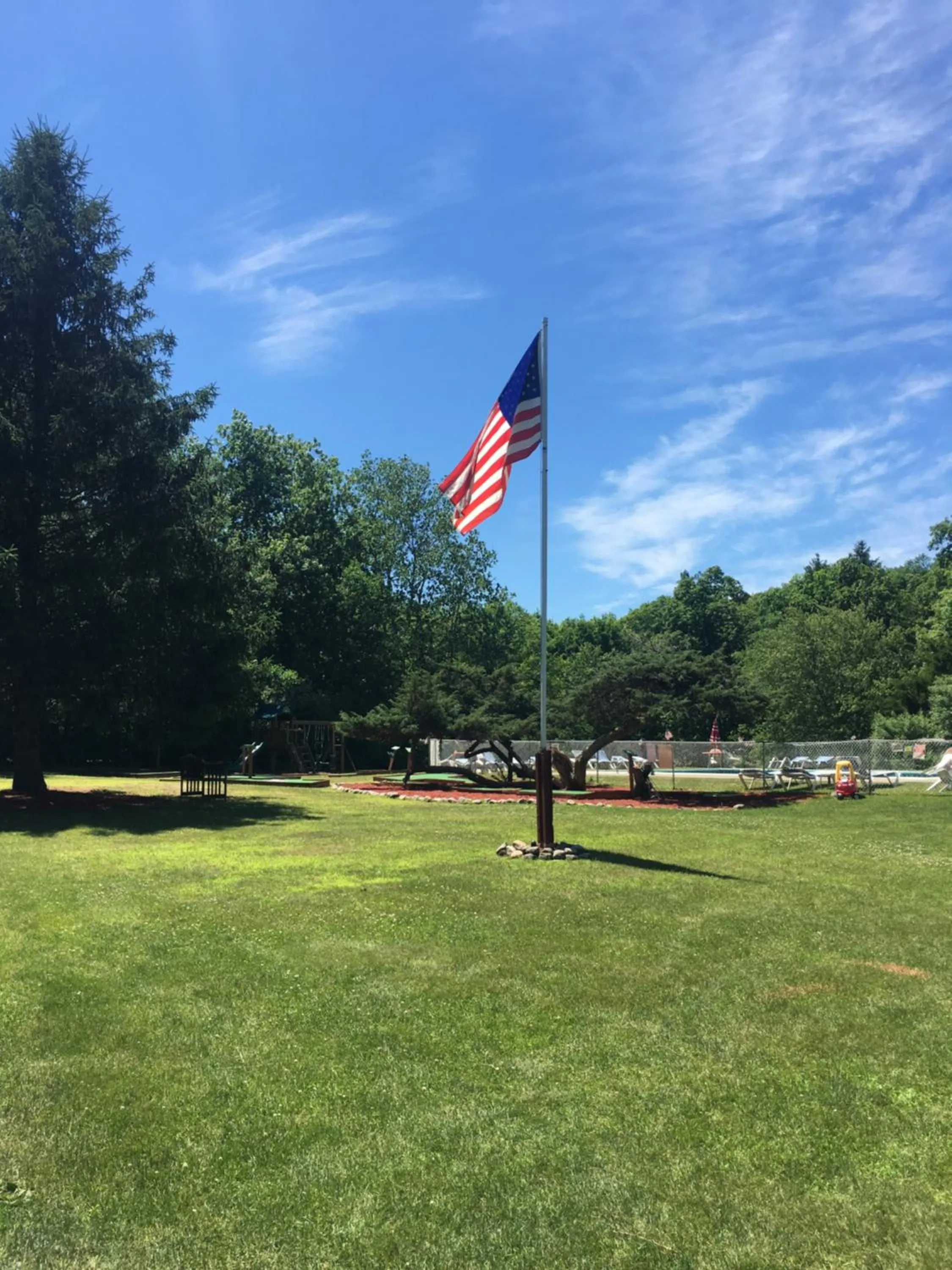 Street view in Echo Valley Cottages