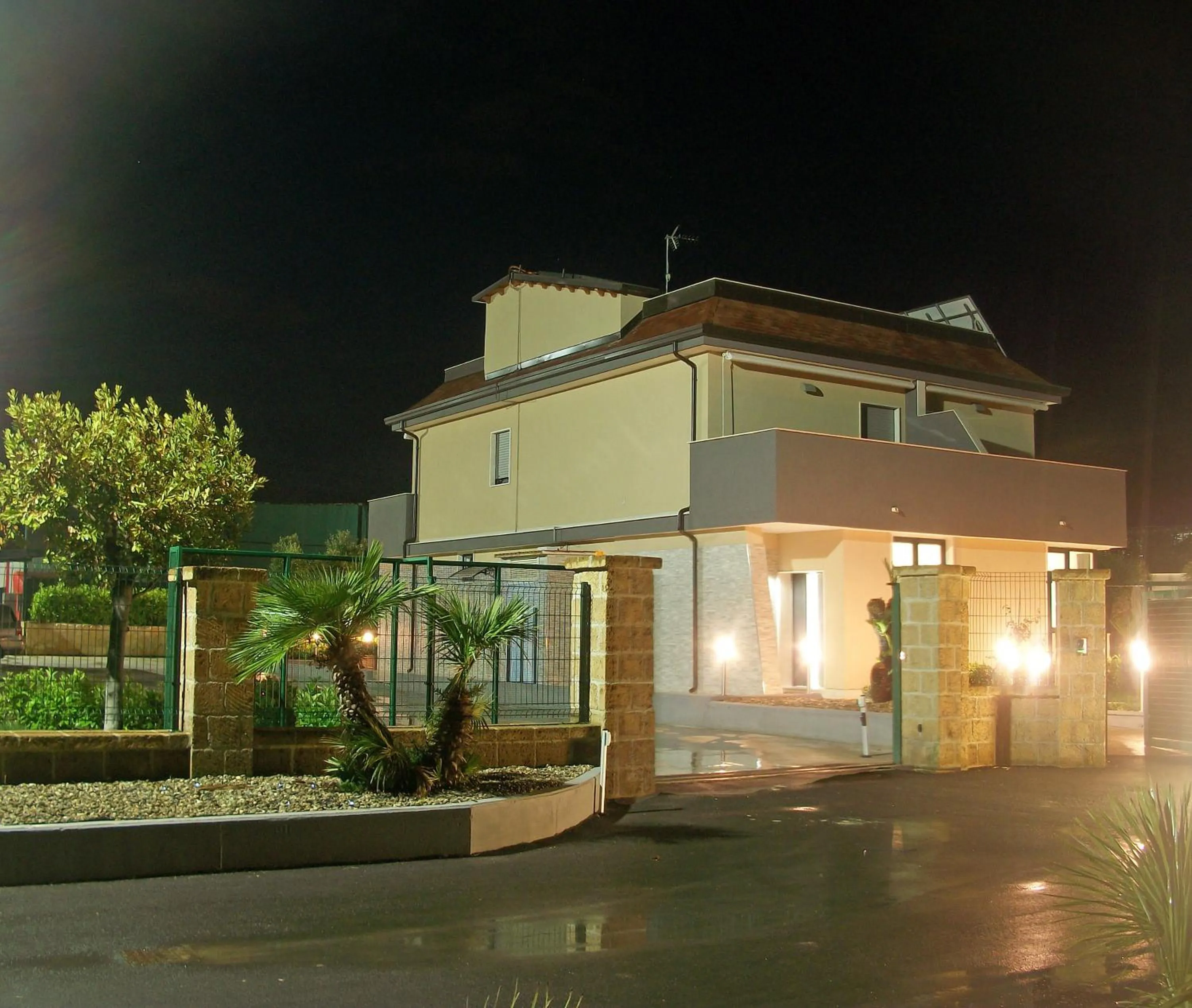 Facade/entrance in B&B MIRAGE