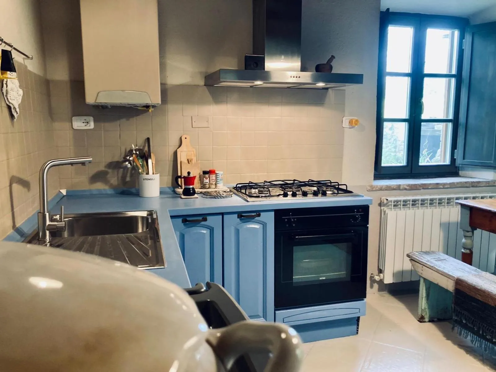 Kitchen or kitchenette in Capannacce Organic and Horse Farm