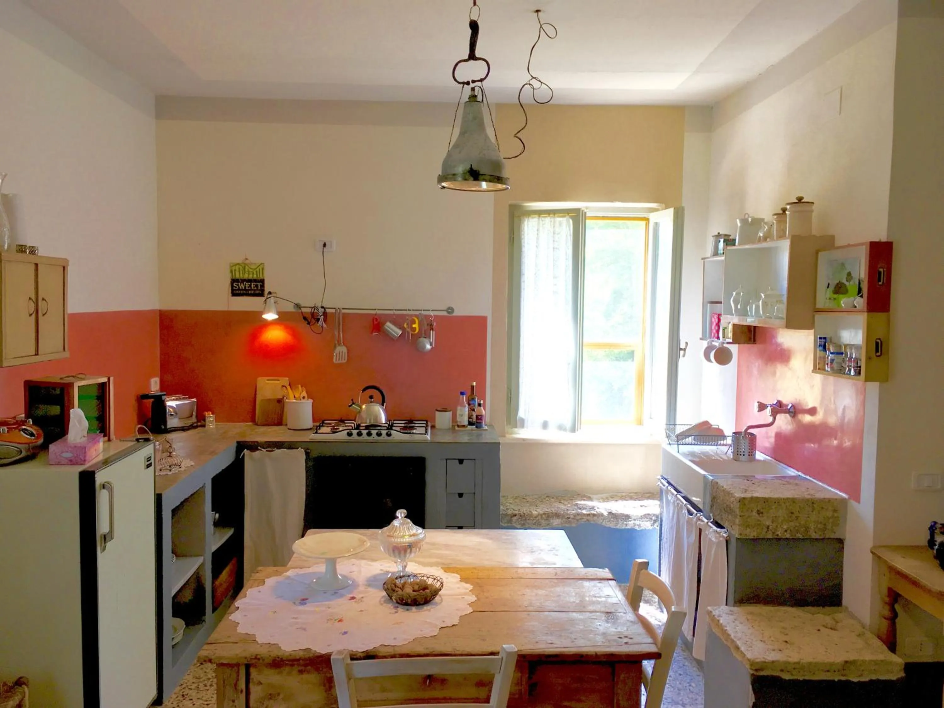 Kitchen or kitchenette in Capannacce Organic and Horse Farm