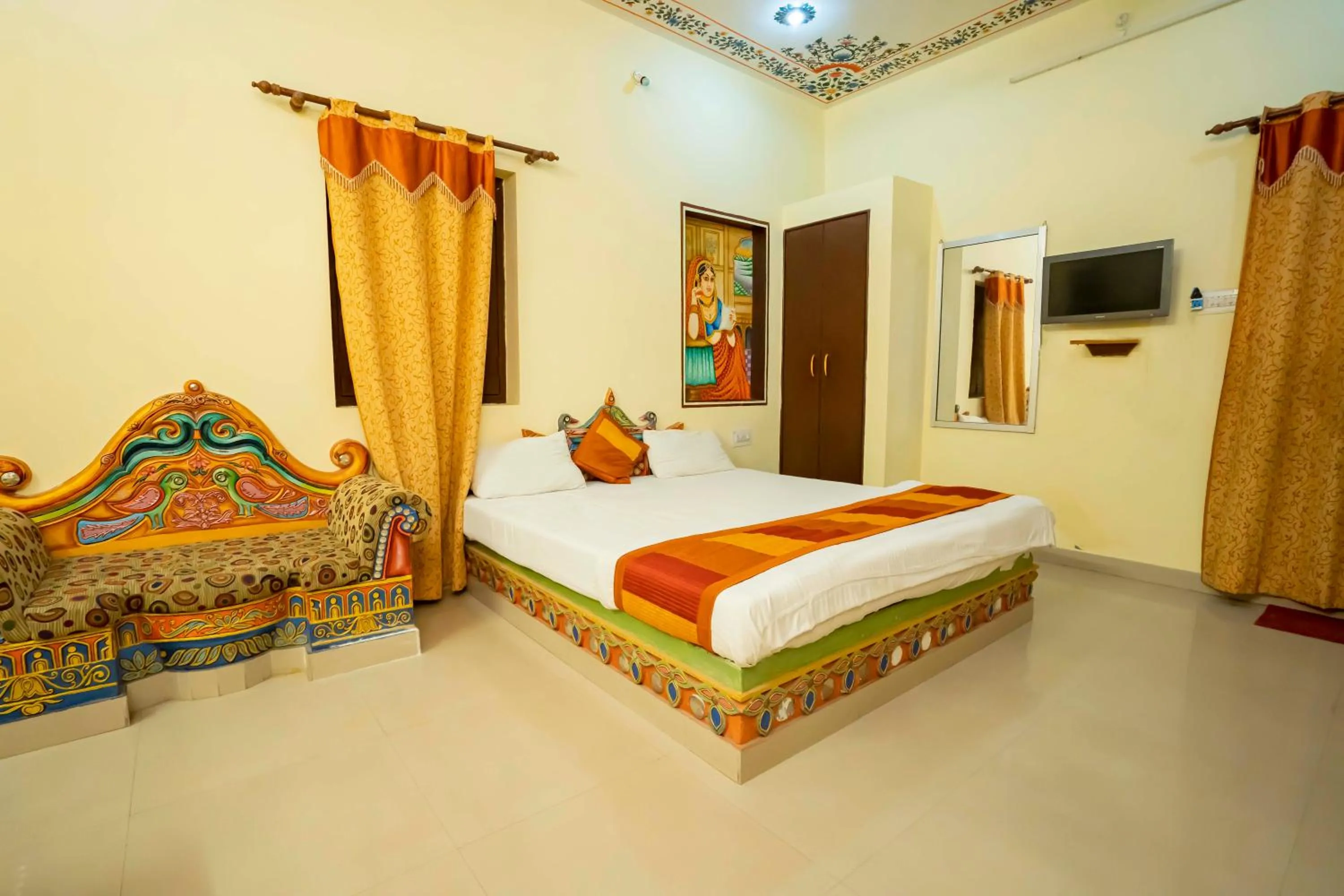 Bedroom, Bed in Swad Ri Dhani, Ajmer