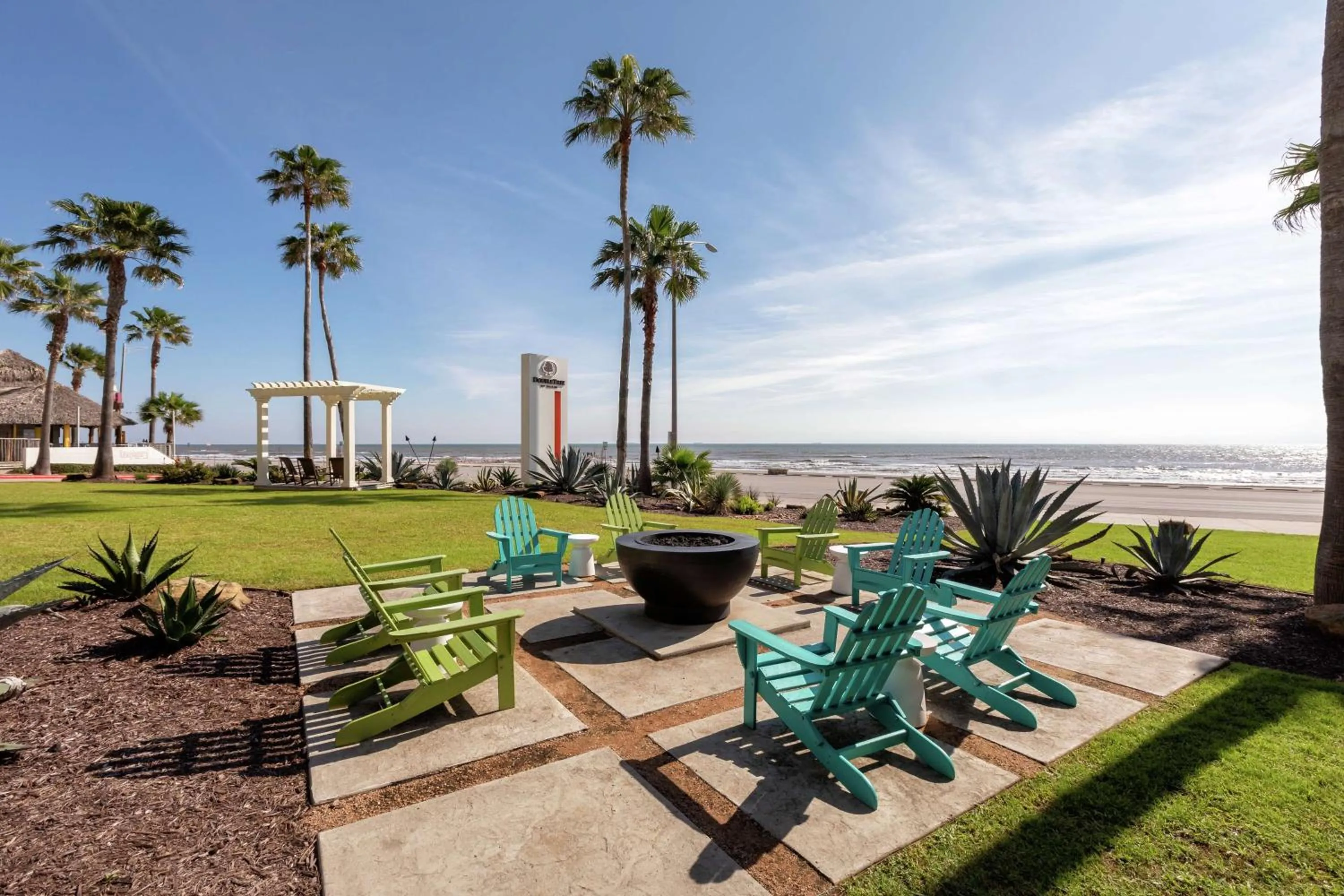 Patio in DoubleTree by Hilton Galveston Beach