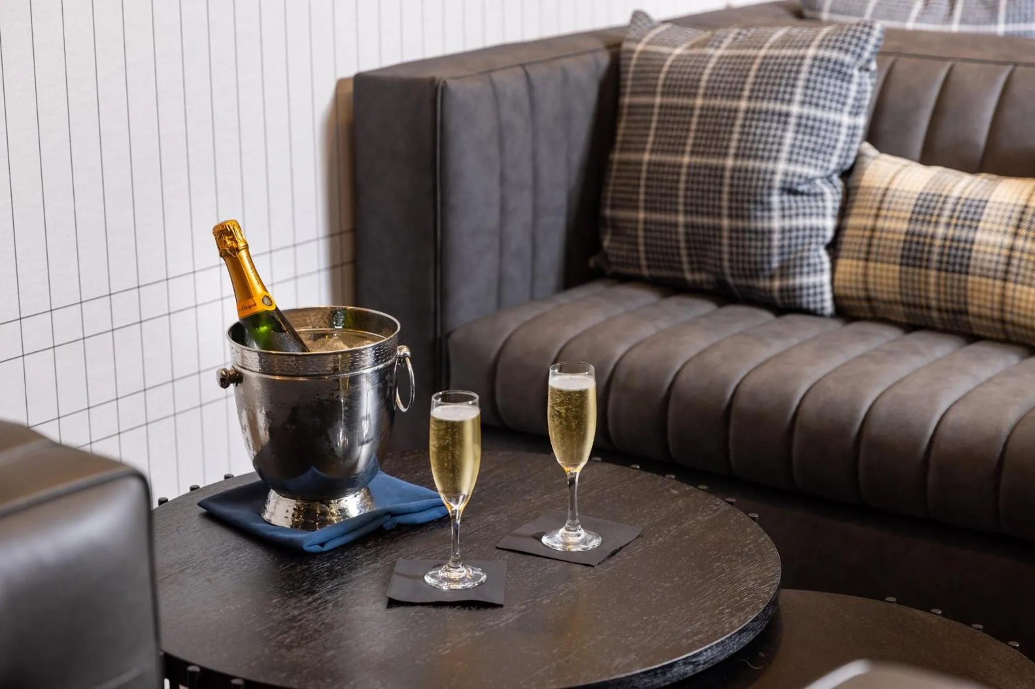 Lounge or bar in Holiday Inn Resort Galveston - On The Beach by IHG