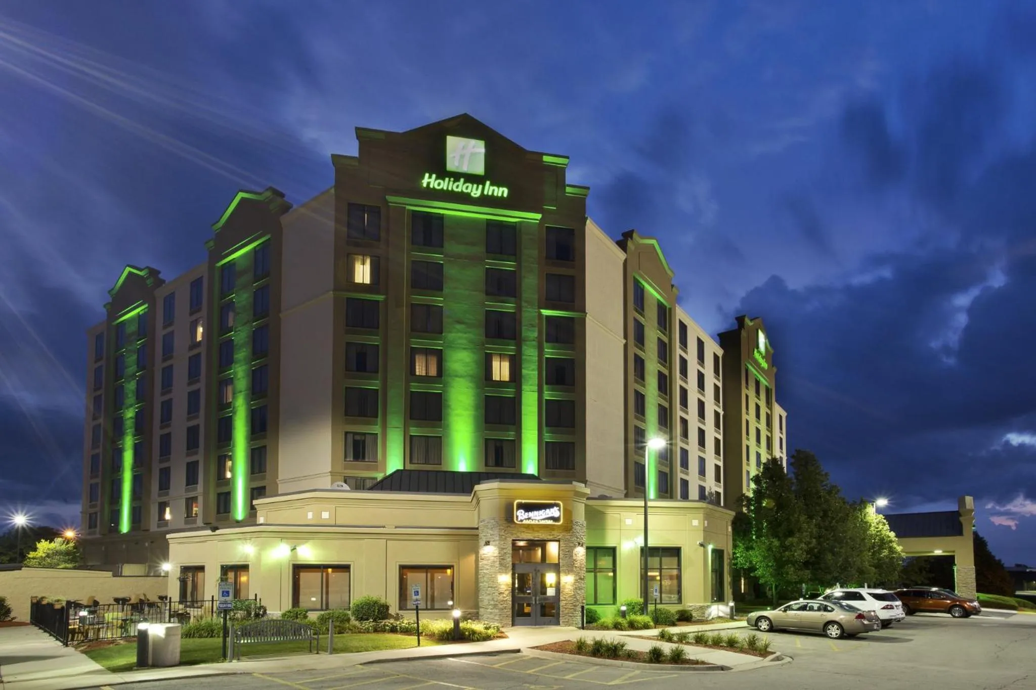 Property building in Holiday Inn Hotel & Suites Chicago Northwest - Elgin by IHG