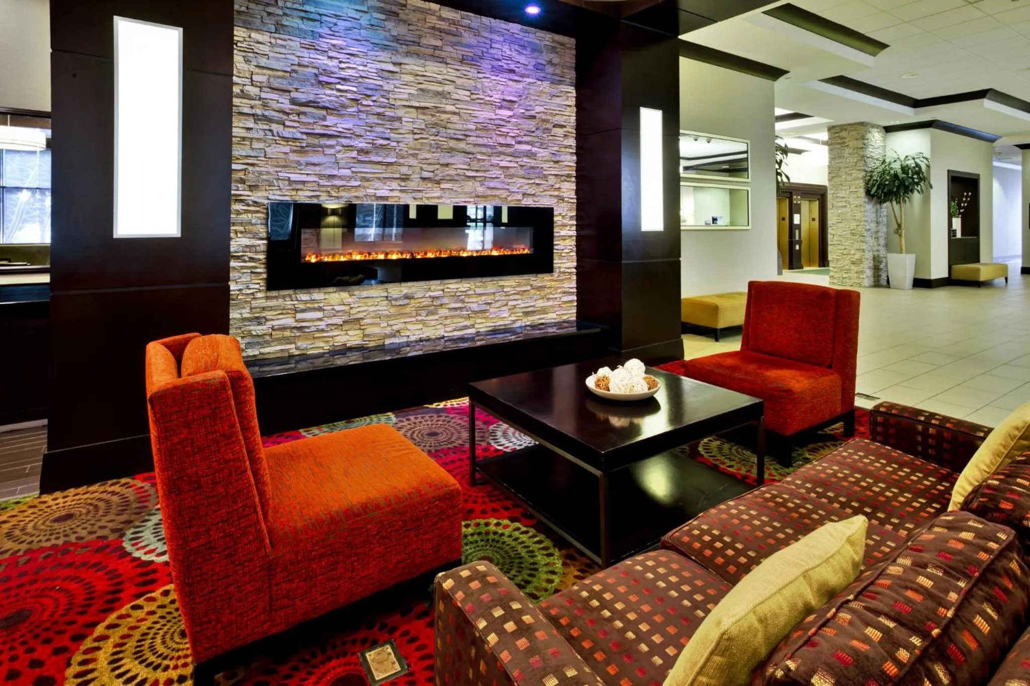 Property building in Holiday Inn Hotel & Suites Chicago Northwest - Elgin by IHG