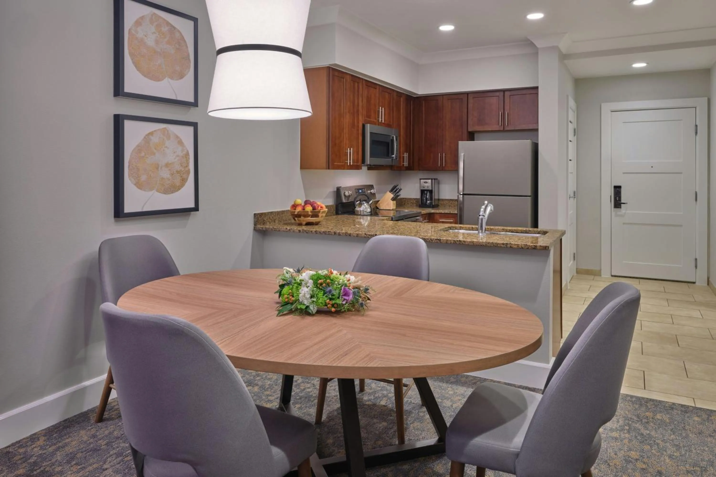 Kitchen or kitchenette in The Westin Riverfront Mountain Villas, Beaver Creek Mountain