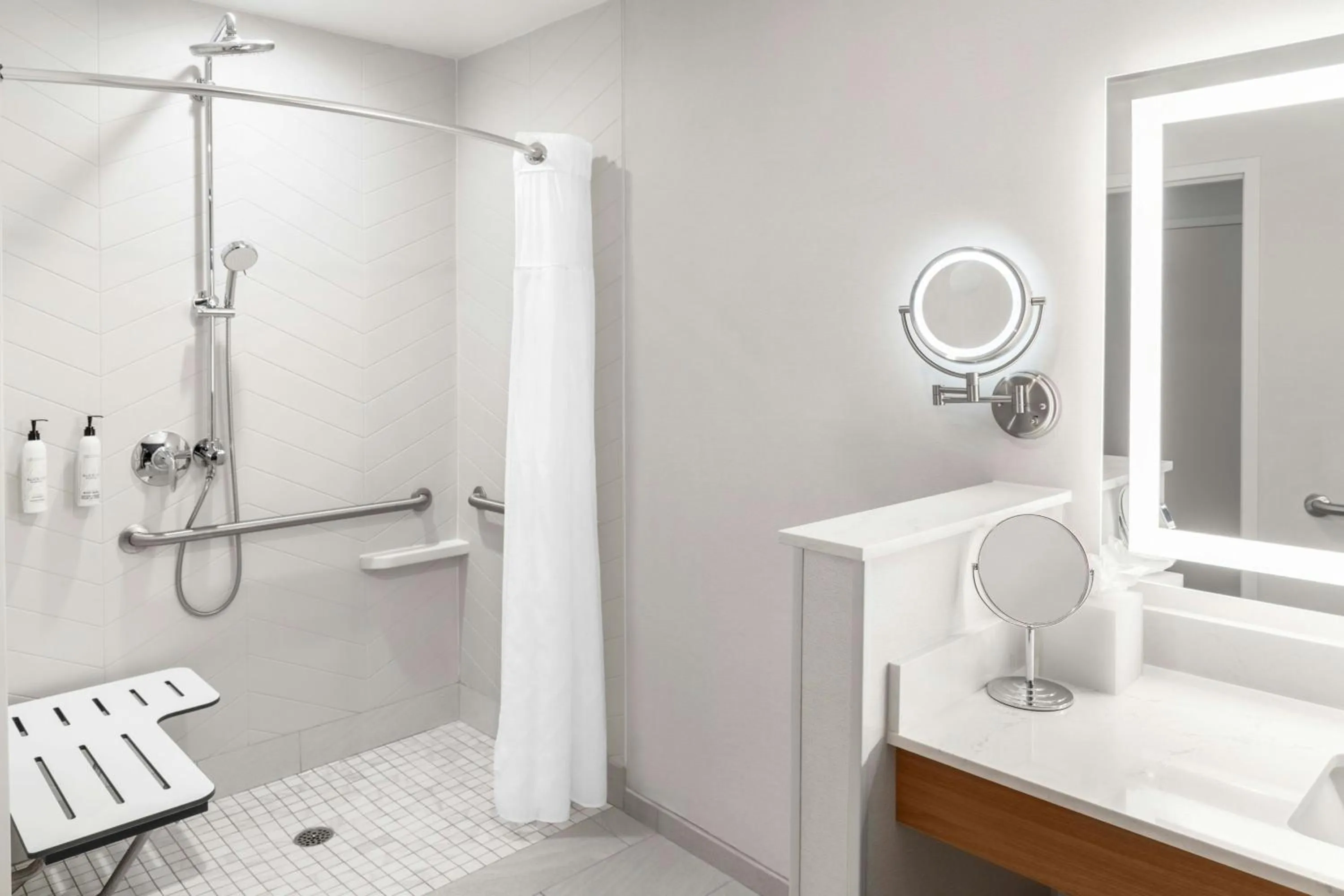 Bathroom in Fairfield by Marriott Inn & Suites San Francisco Pacifica