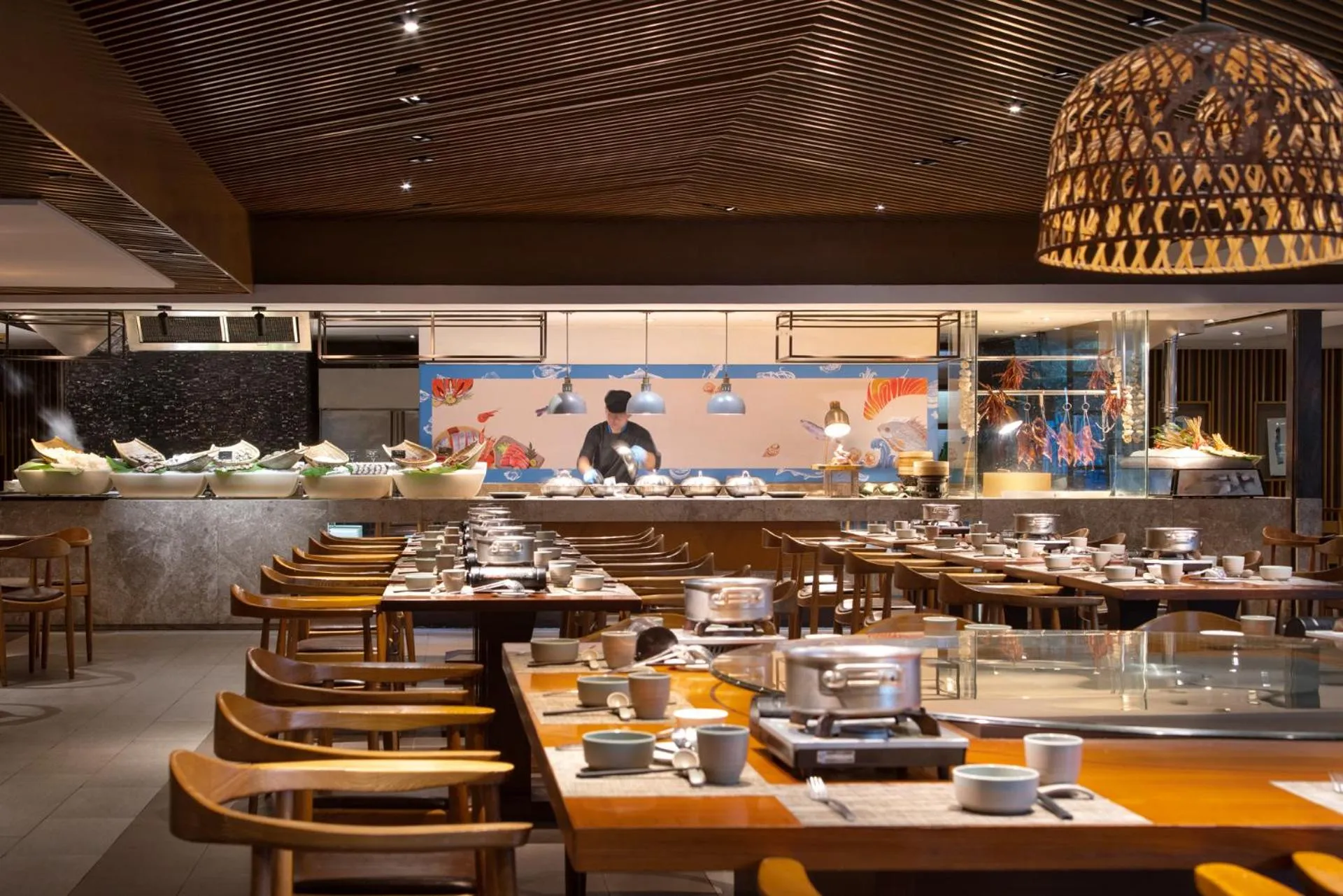 Restaurant/places to eat in Pullman Shanghai Central