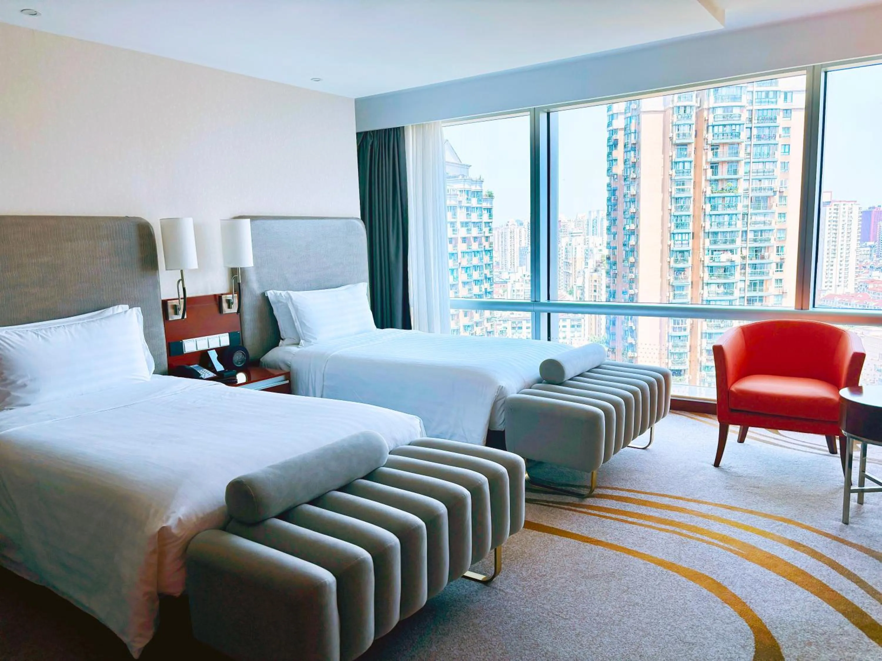 Bedroom, Bed in Pullman Shanghai Central