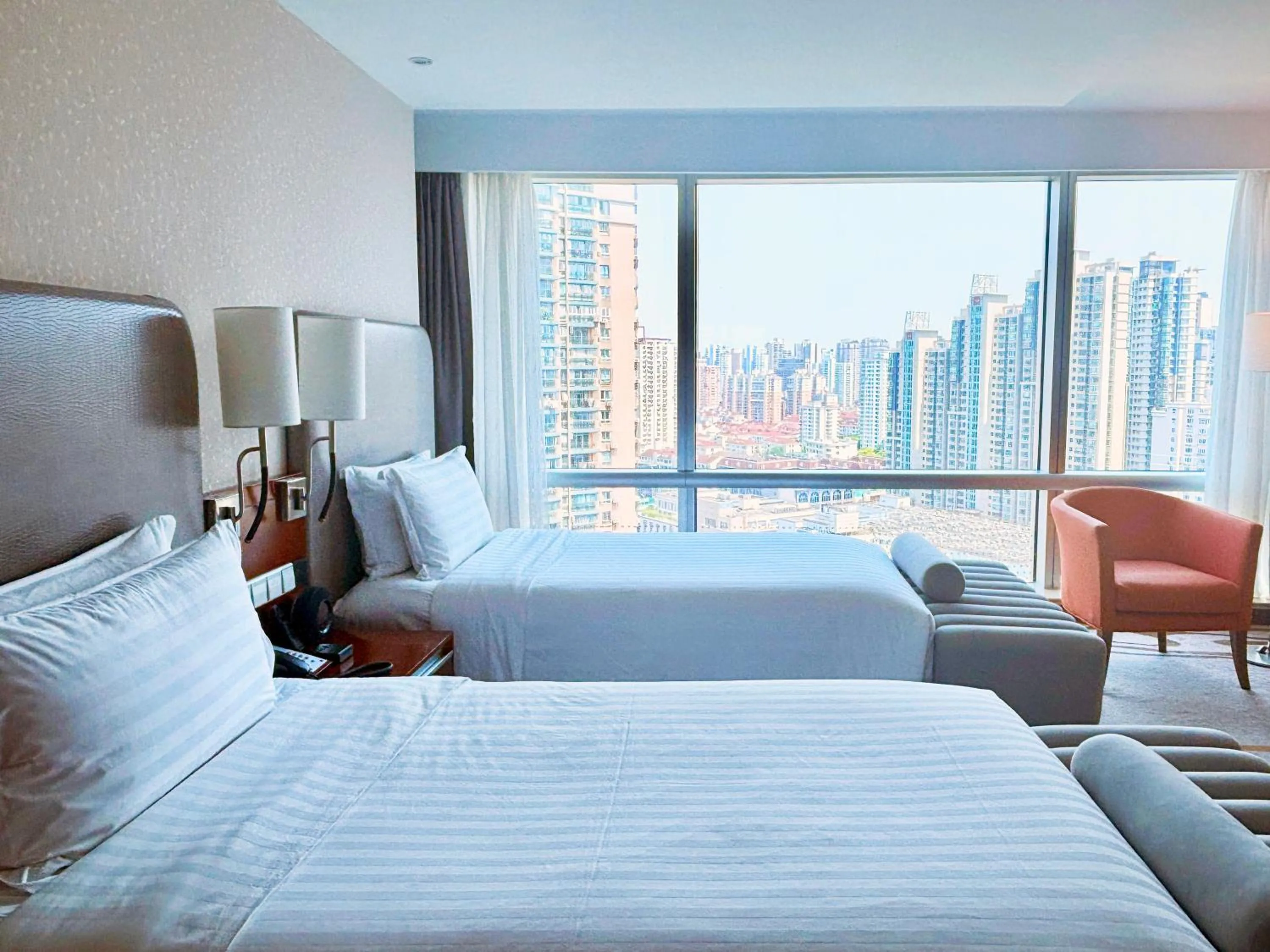 Bedroom, Bed in Pullman Shanghai Central